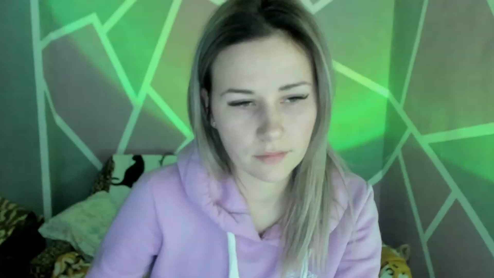 Gallery image thumbnail from Blondie_Star's myfreecams stream on, 02/07/2023, 16:10 image 20 of 20
