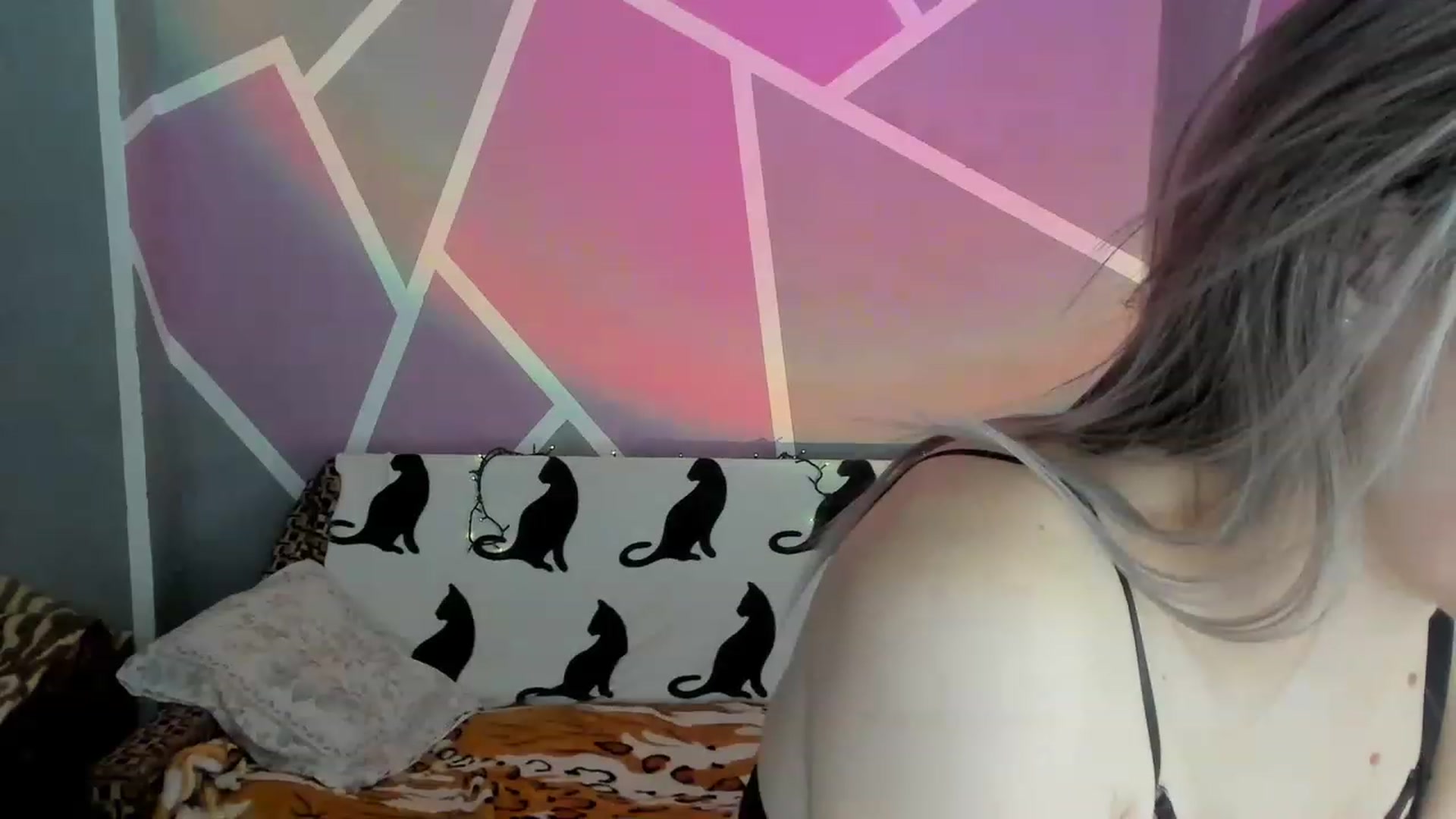 Gallery image thumbnail from Blondie_Star's myfreecams stream on, 02/09/2023, 17:31 image 7 of 20