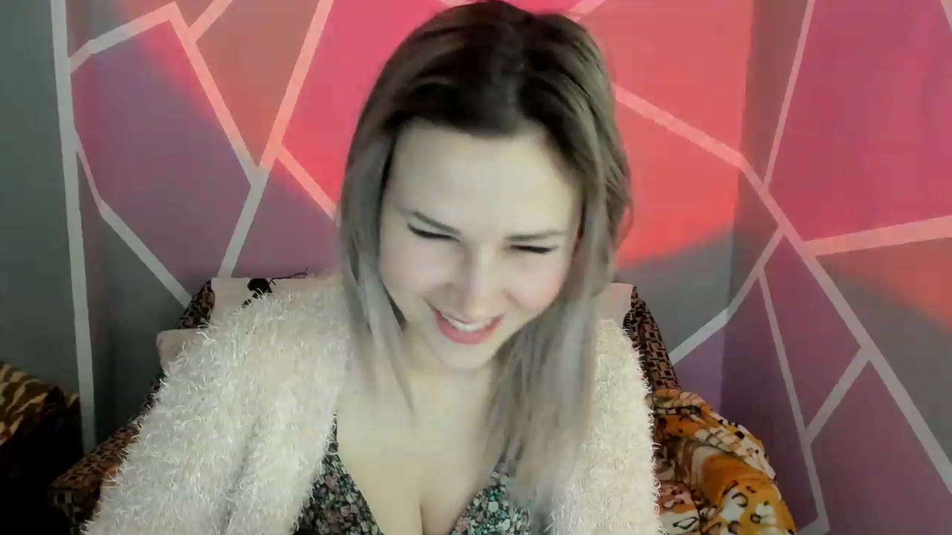 Gallery image thumbnail from Blondie_Star's myfreecams stream on, 02/10/2023, 16:32 image 12 of 20