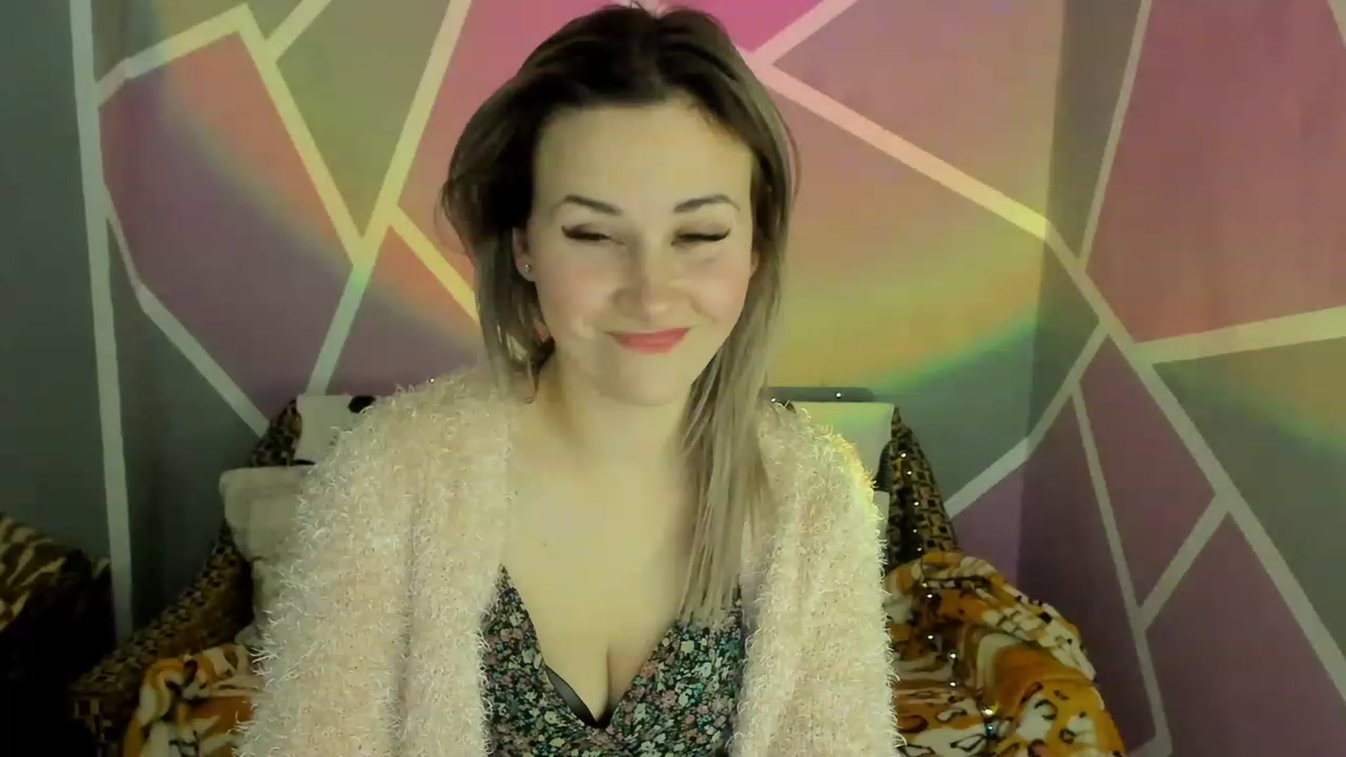 Gallery image thumbnail from Blondie_Star's myfreecams stream on, 02/10/2023, 16:52 image 14 of 20