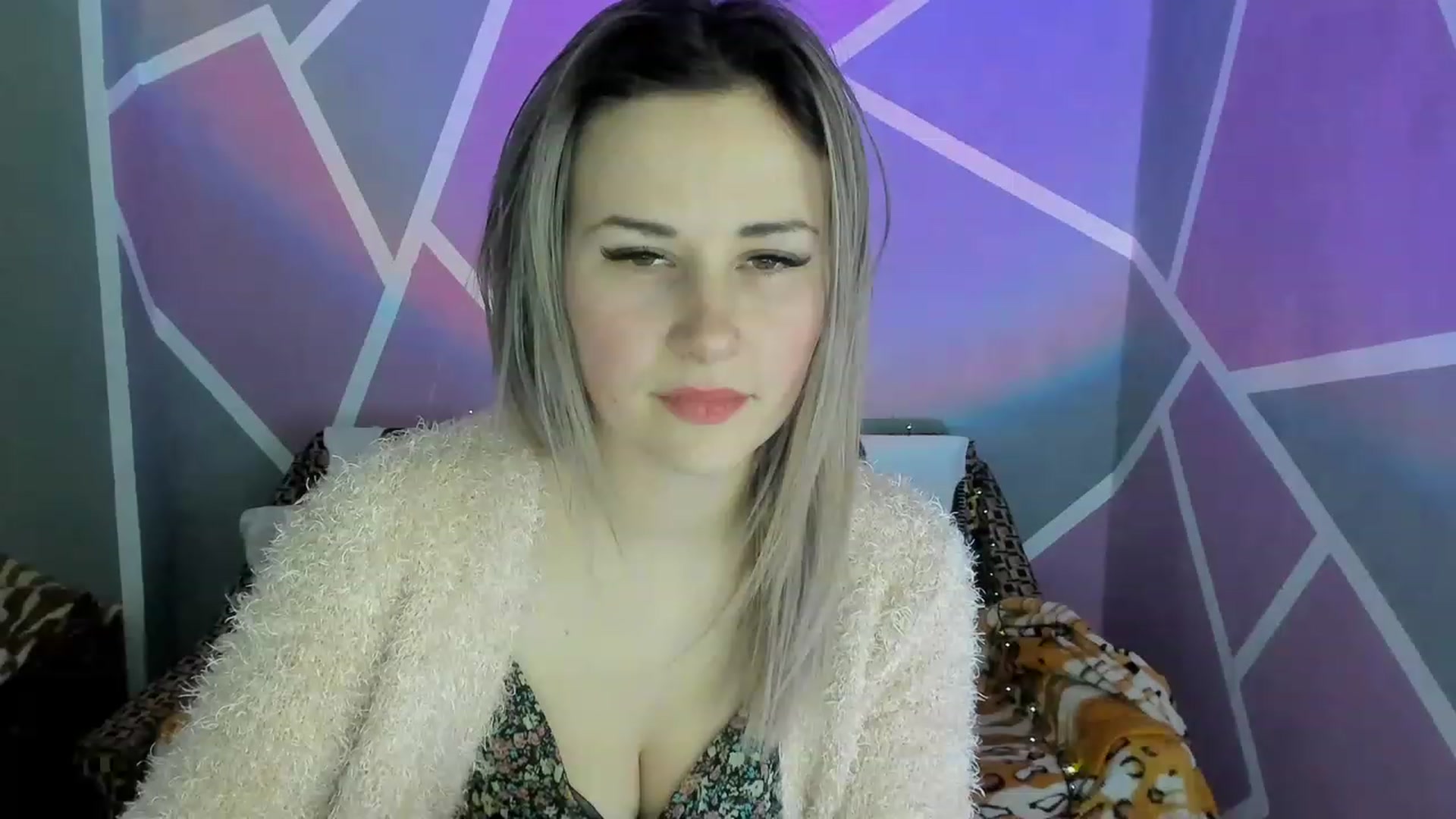 Gallery image thumbnail from Blondie_Star's myfreecams stream on, 02/10/2023, 16:52 image 3 of 20