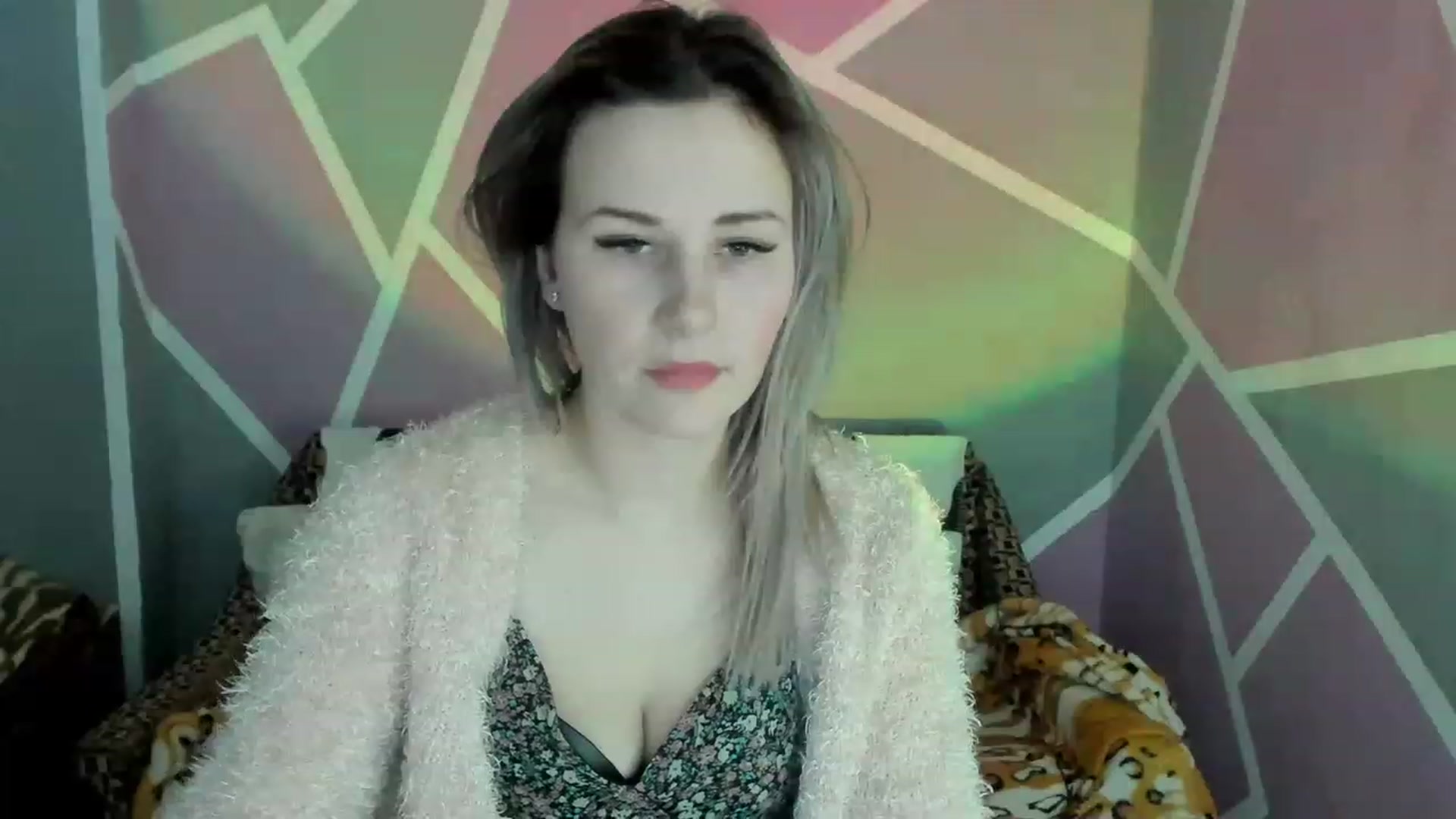 Gallery image thumbnail from Blondie_Star's myfreecams stream on, 02/10/2023, 16:52 image 12 of 20