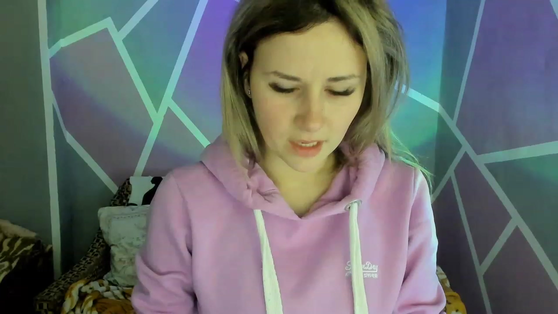 Gallery image thumbnail from Blondie_Star's myfreecams stream on, 02/13/2023, 15:36 image 10 of 20