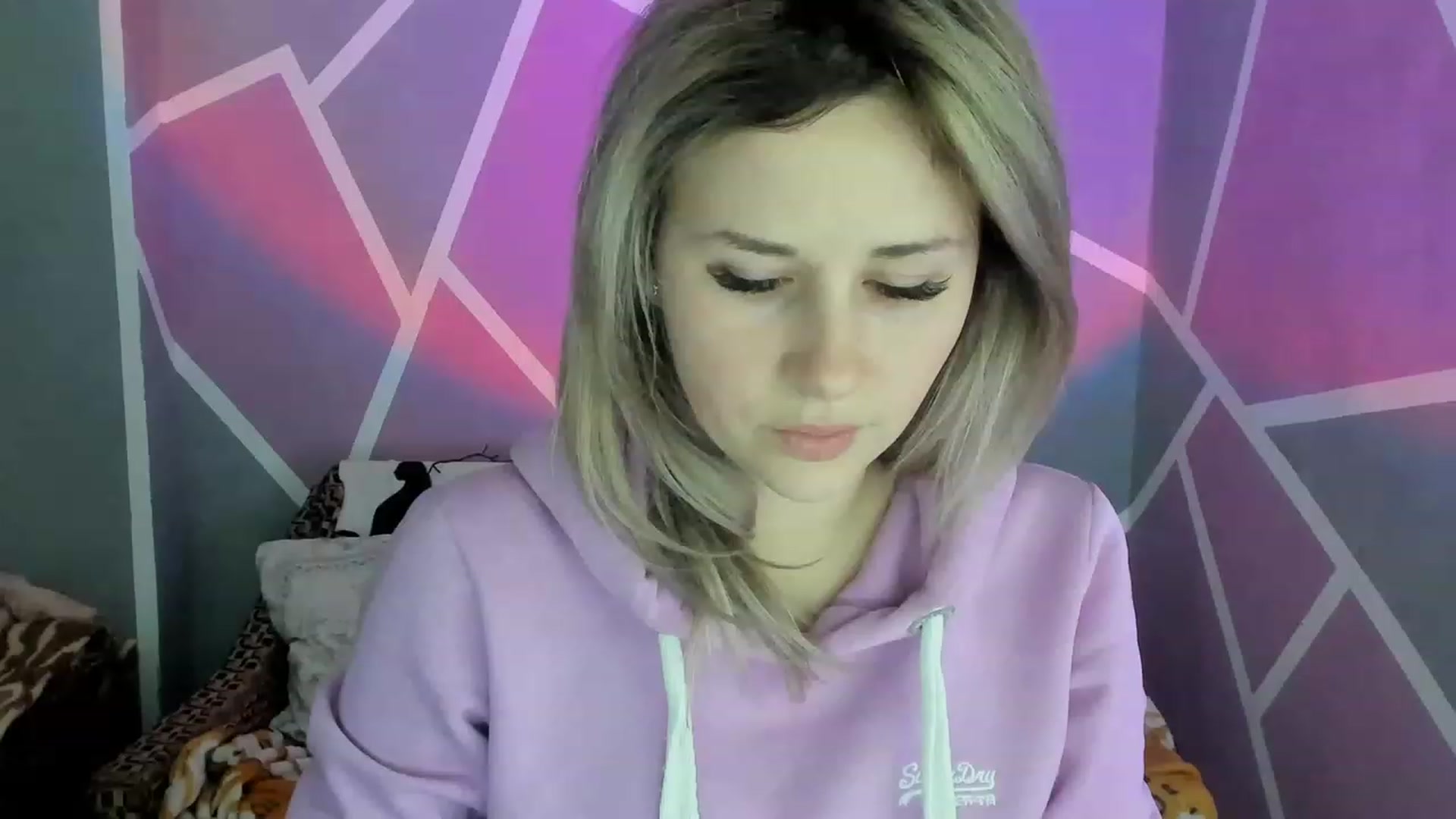 Gallery image thumbnail from Blondie_Star's myfreecams stream on, 02/13/2023, 15:36 image 13 of 20