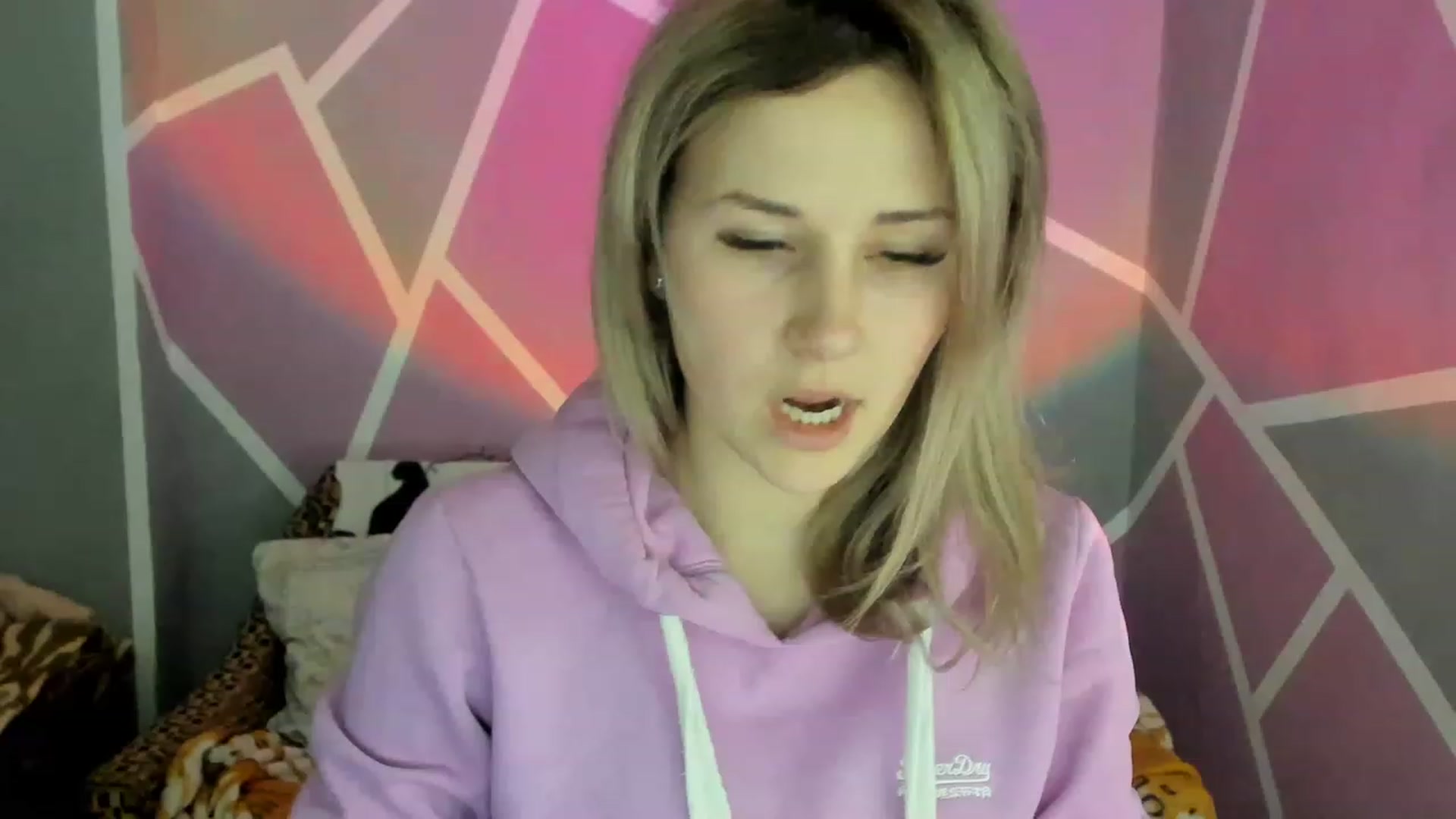 Gallery image thumbnail from Blondie_Star's myfreecams stream on, 02/13/2023, 15:36 image 12 of 20