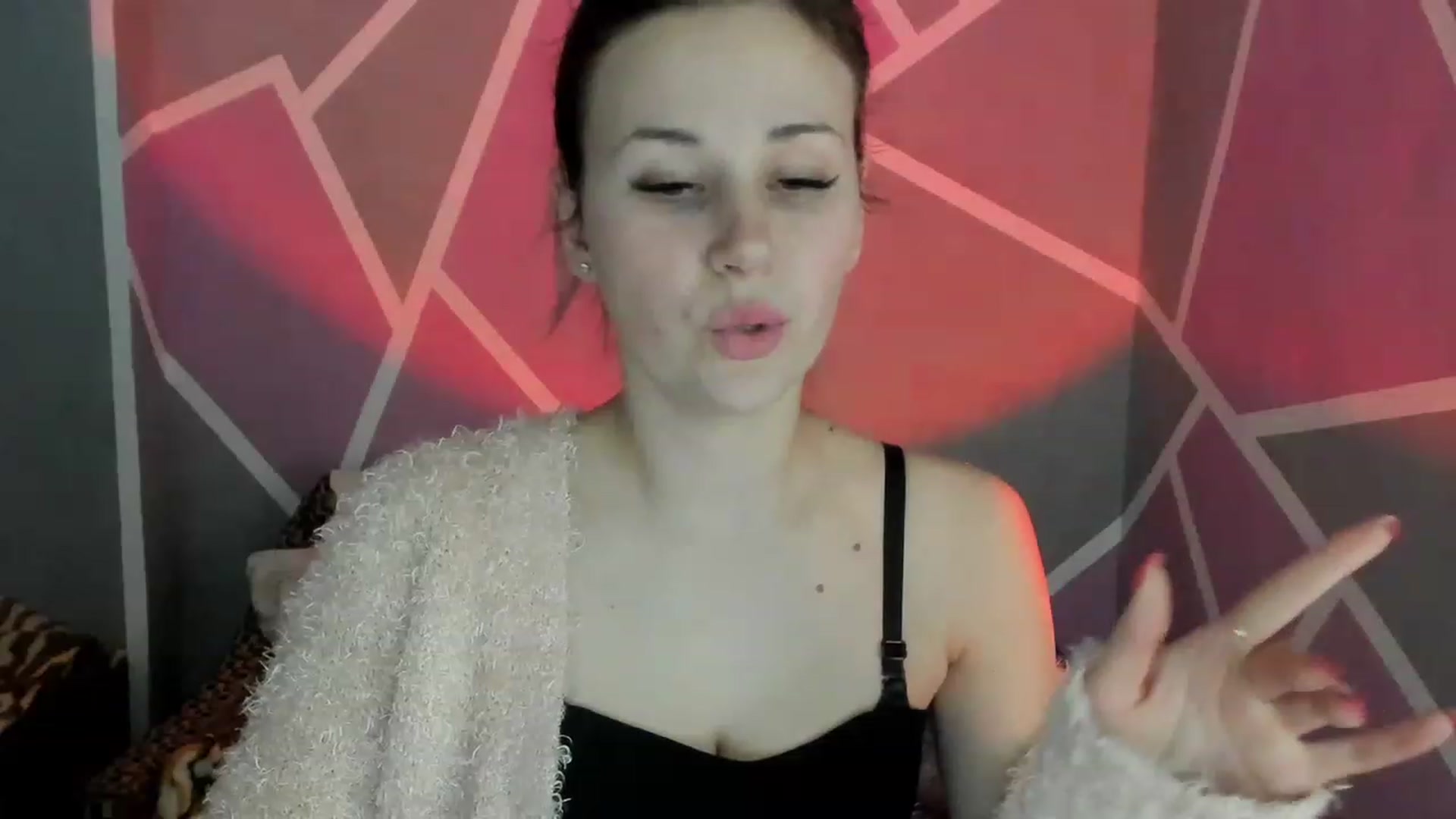 Gallery image thumbnail from Blondie_Star's myfreecams stream on, 02/14/2023, 17:25 image 15 of 20