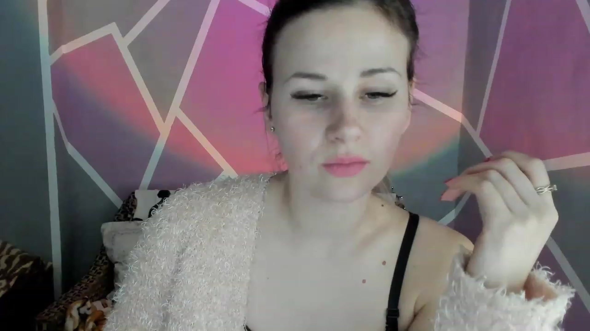 Gallery image thumbnail from Blondie_Star's myfreecams stream on, 02/14/2023, 17:25 image 14 of 20