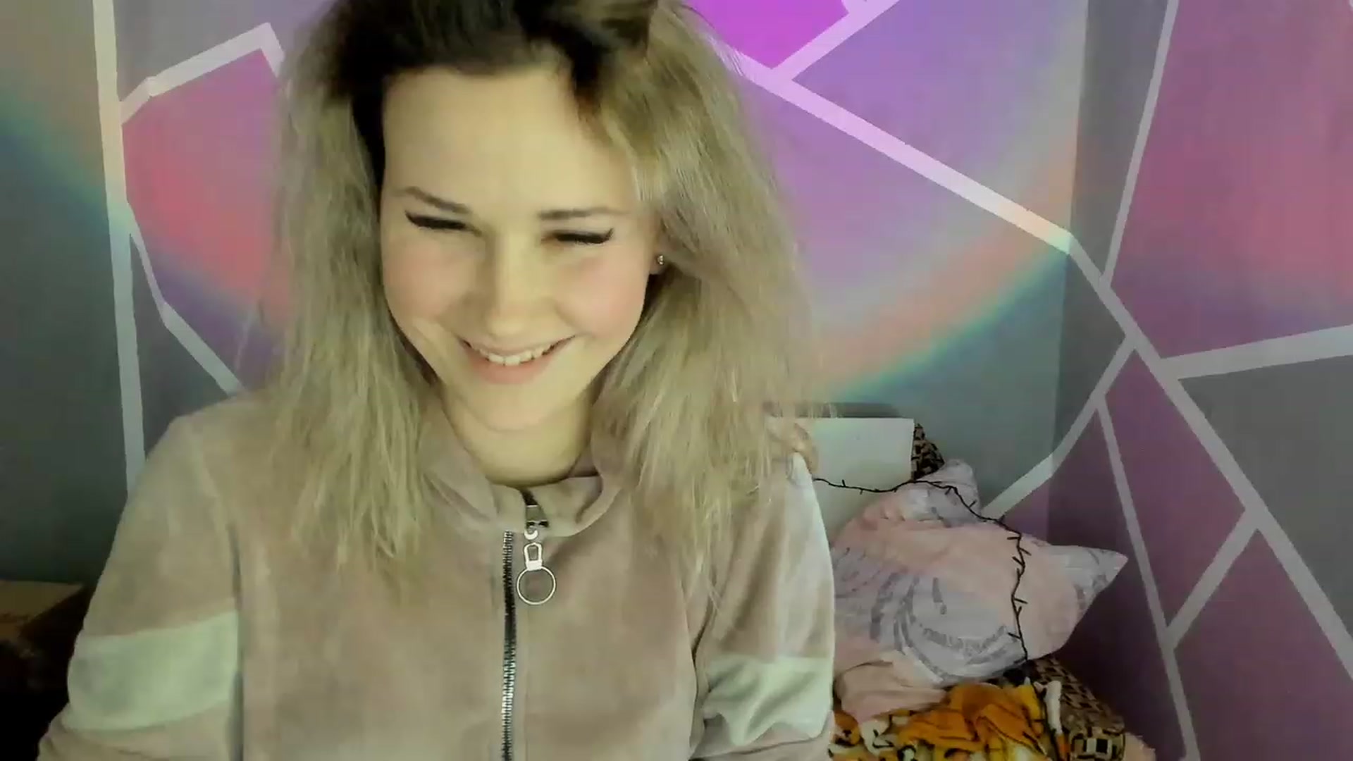 Gallery image thumbnail from Blondie_Star's myfreecams stream on, 02/18/2023, 16:16 image 19 of 20