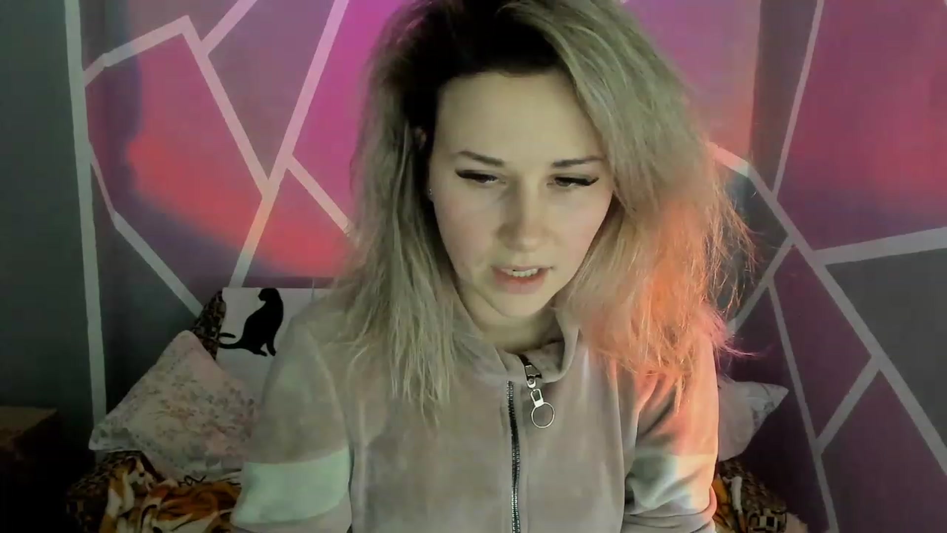 Gallery image thumbnail from Blondie_Star's myfreecams stream on, 02/18/2023, 16:16 image 10 of 20