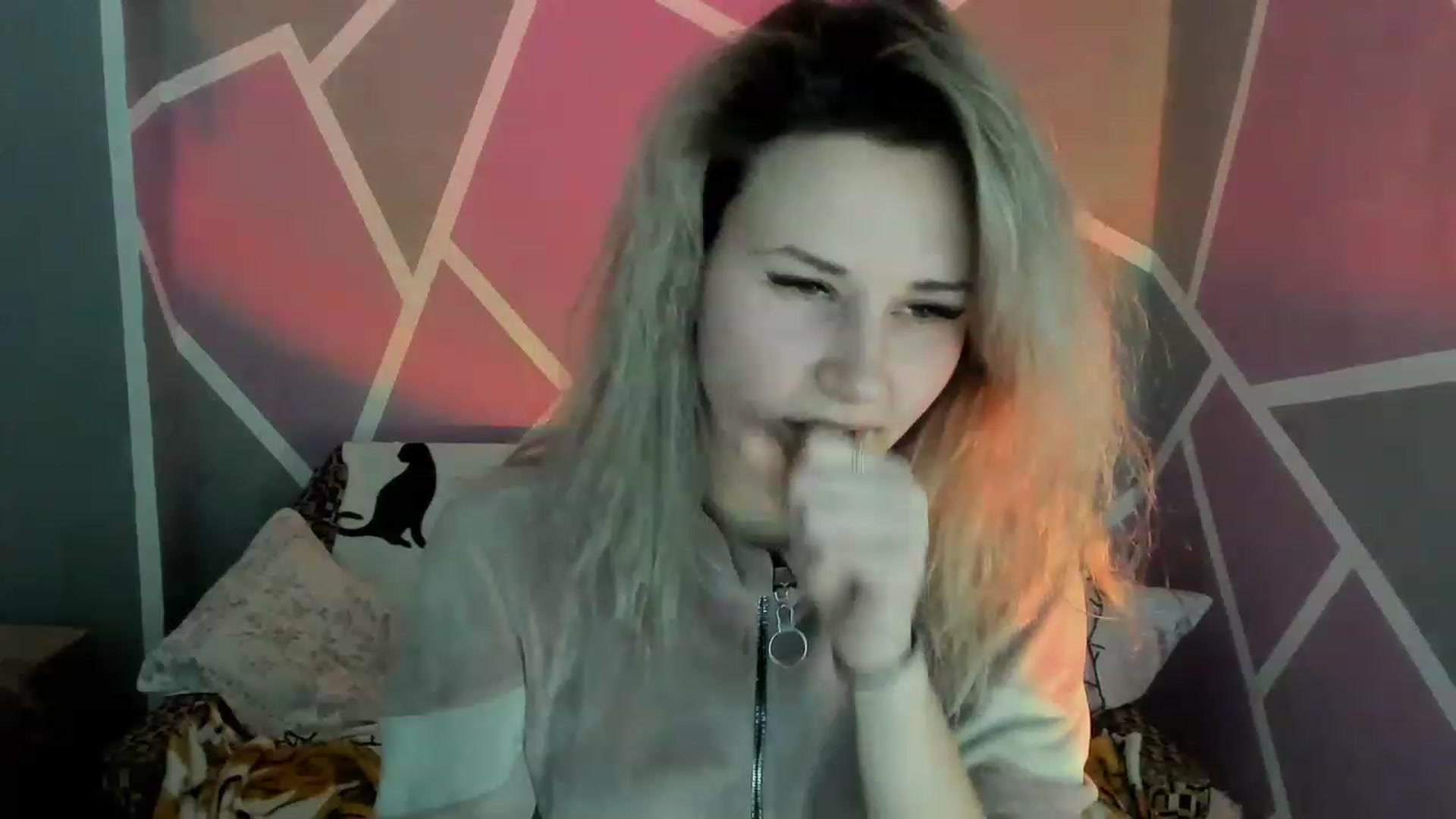 Gallery image thumbnail from Blondie_Star's myfreecams stream on, 02/18/2023, 16:16 image 12 of 20
