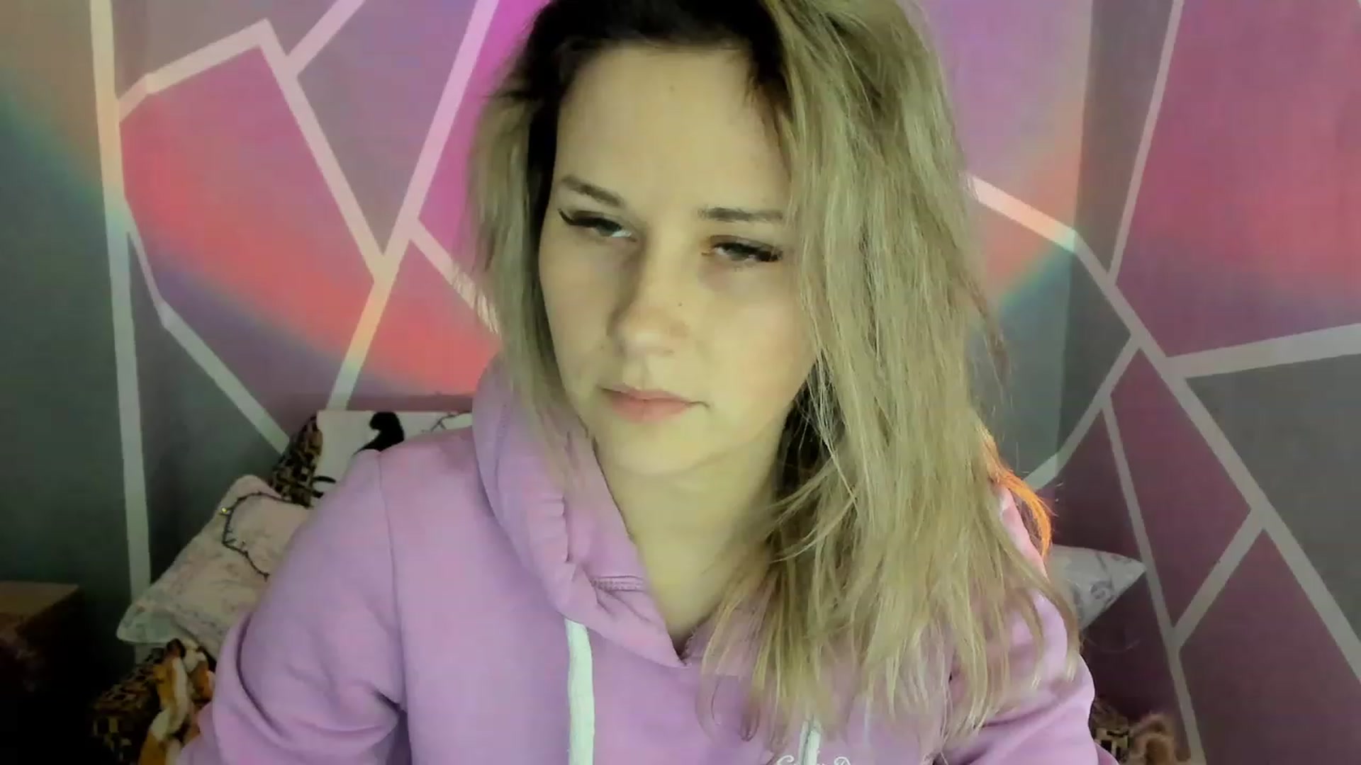Gallery image thumbnail from Blondie_Star's myfreecams stream on, 02/20/2023, 15:19 image 6 of 20