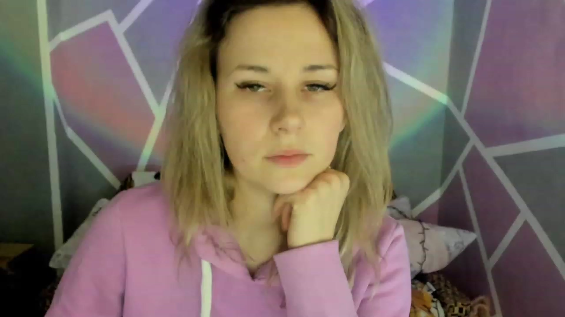Gallery image thumbnail from Blondie_Star's myfreecams stream on, 02/20/2023, 15:19 image 16 of 20