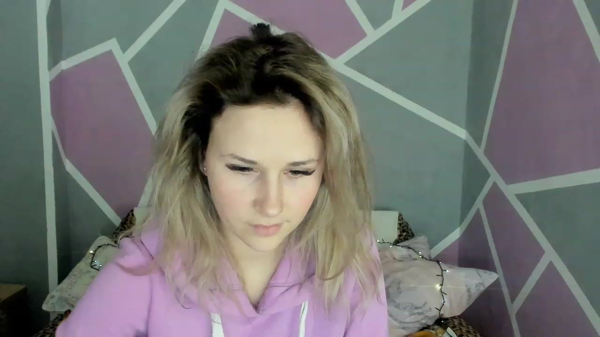 Gallery image thumbnail from Blondie_Star's myfreecams stream on, 02/20/2023, 16:30 image 13 of 20