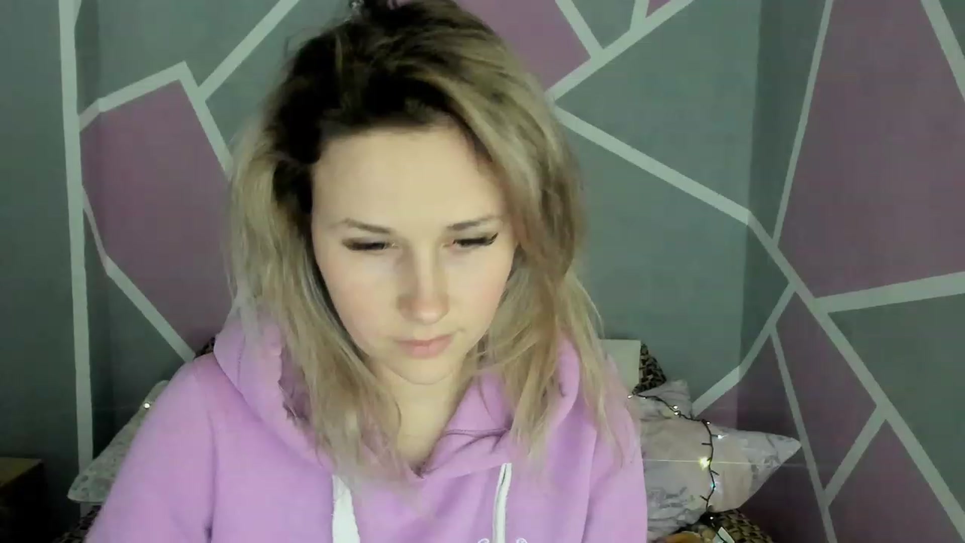 Gallery image thumbnail from Blondie_Star's myfreecams stream on, 02/20/2023, 16:30 image 7 of 20