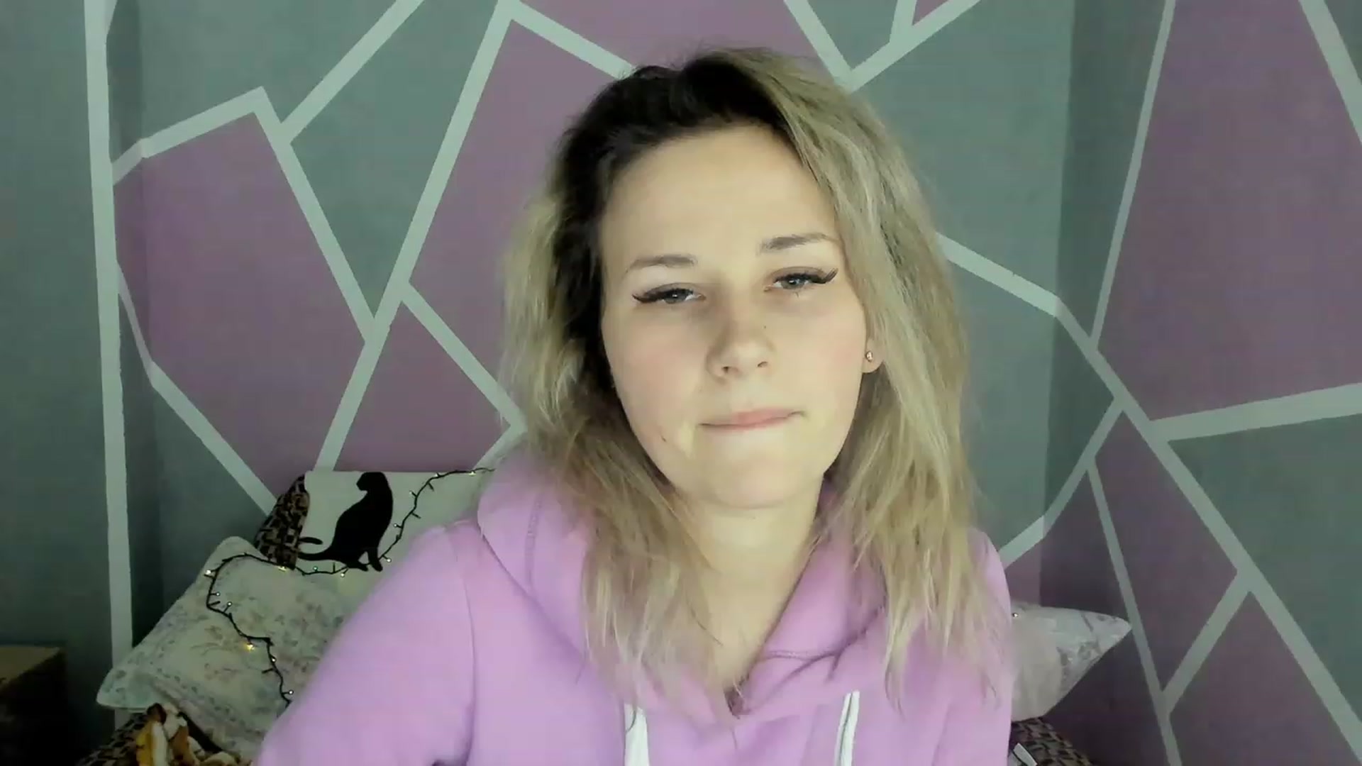 Gallery image thumbnail from Blondie_Star's myfreecams stream on, 02/20/2023, 16:30 image 19 of 20