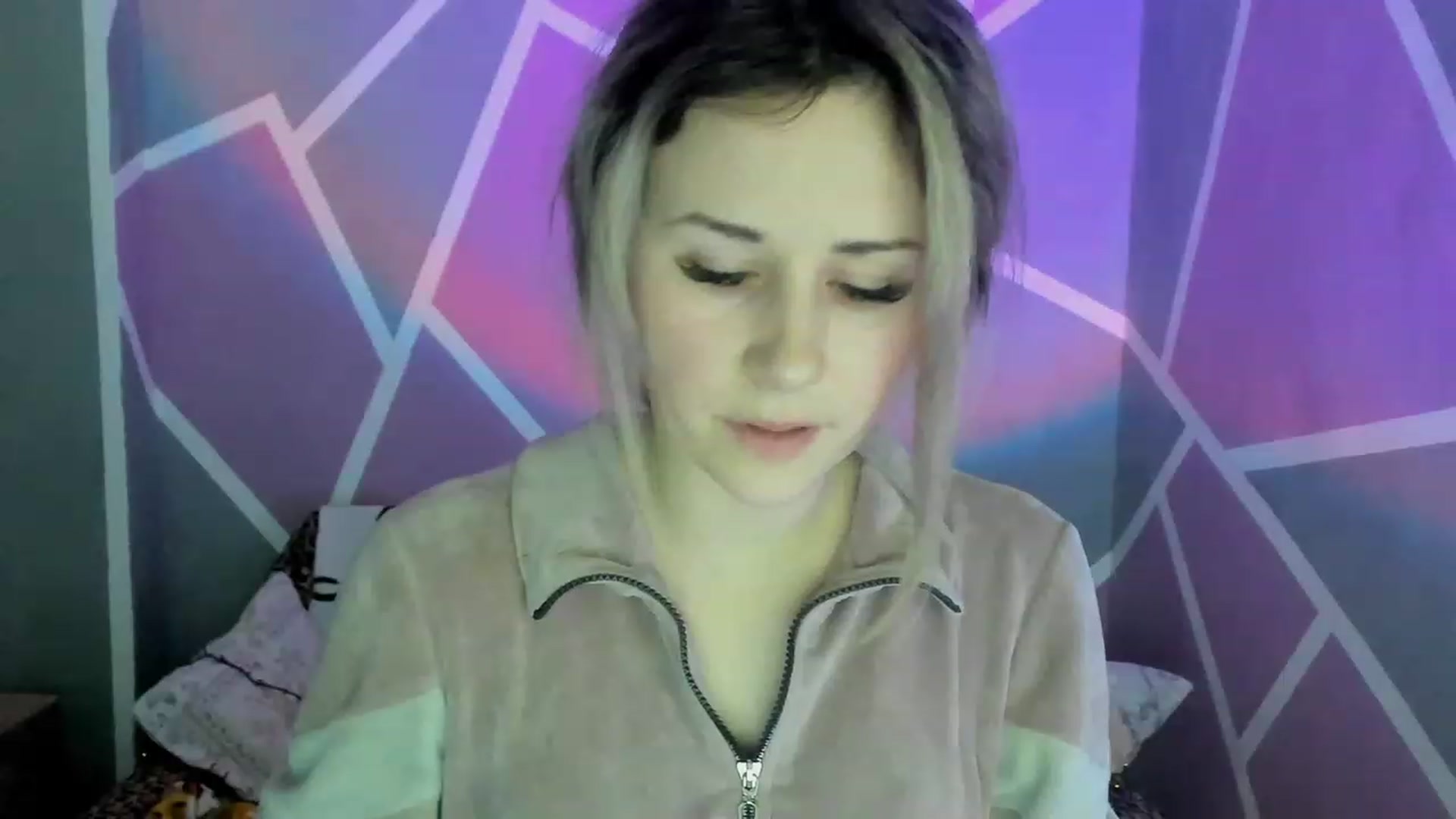Gallery image thumbnail from Blondie_Star's myfreecams stream on, 02/22/2023, 16:07 image 19 of 20