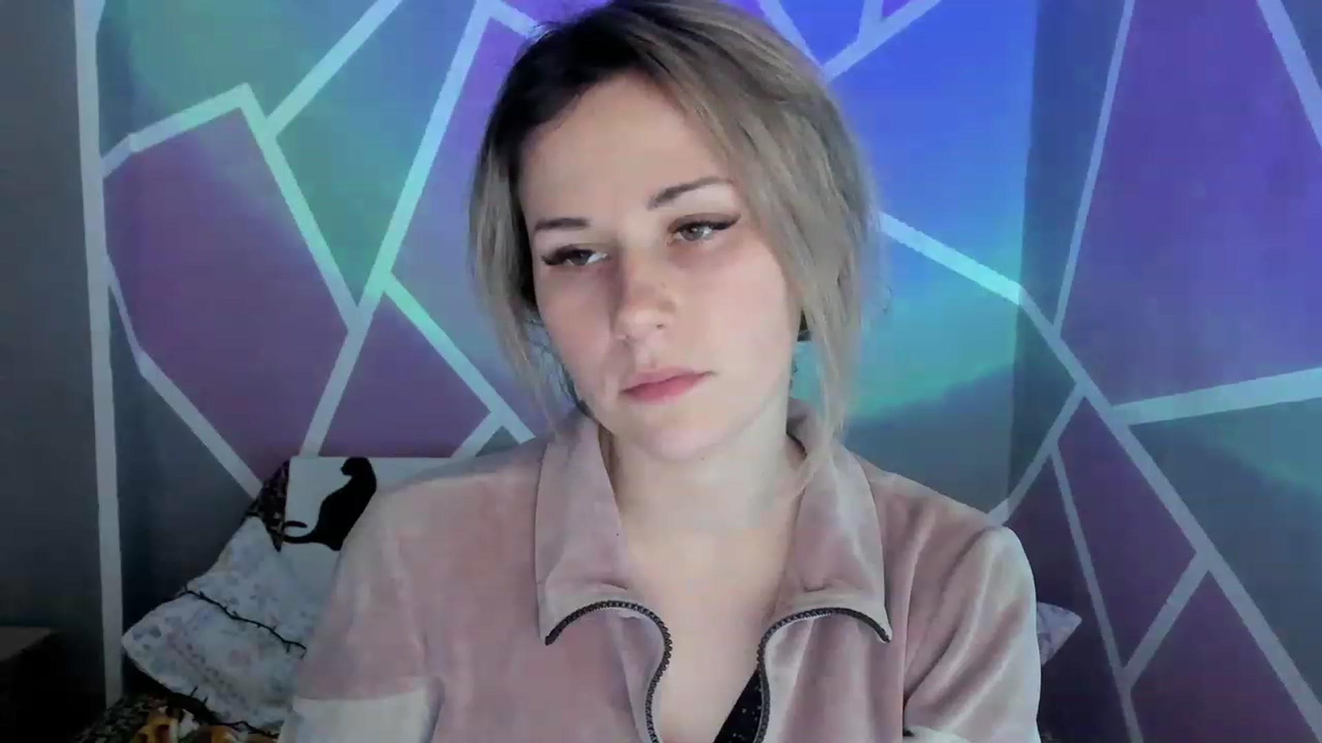 Gallery image thumbnail from Blondie_Star's myfreecams stream on, 02/22/2023, 16:07 image 2 of 20