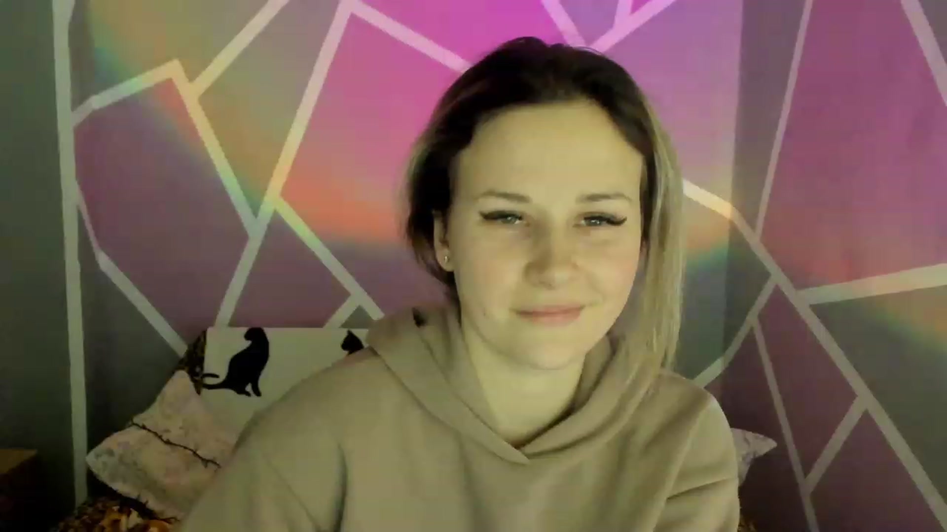 Gallery image thumbnail from Blondie_Star's myfreecams stream on, 02/24/2023, 15:12 image 17 of 20