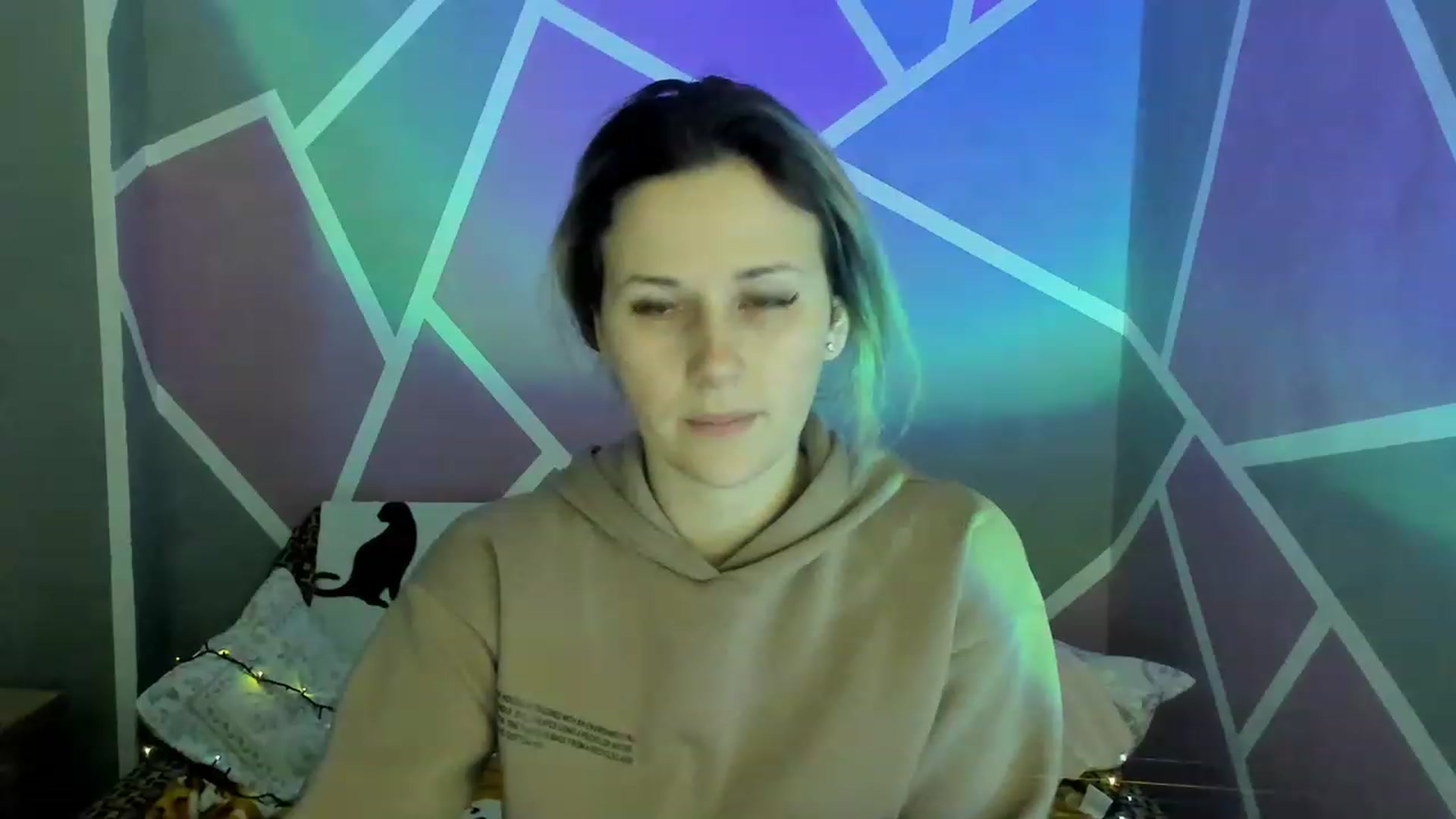 Gallery image thumbnail from Blondie_Star's myfreecams stream on, 02/24/2023, 15:12 image 5 of 20