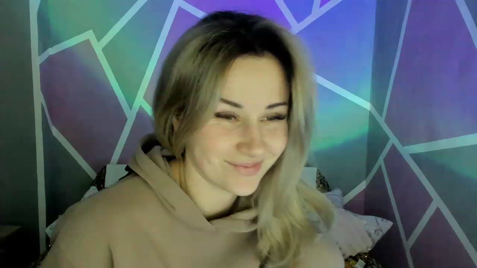 Gallery image thumbnail from Blondie_Star's myfreecams stream on, 02/25/2023, 17:17 image 5 of 20