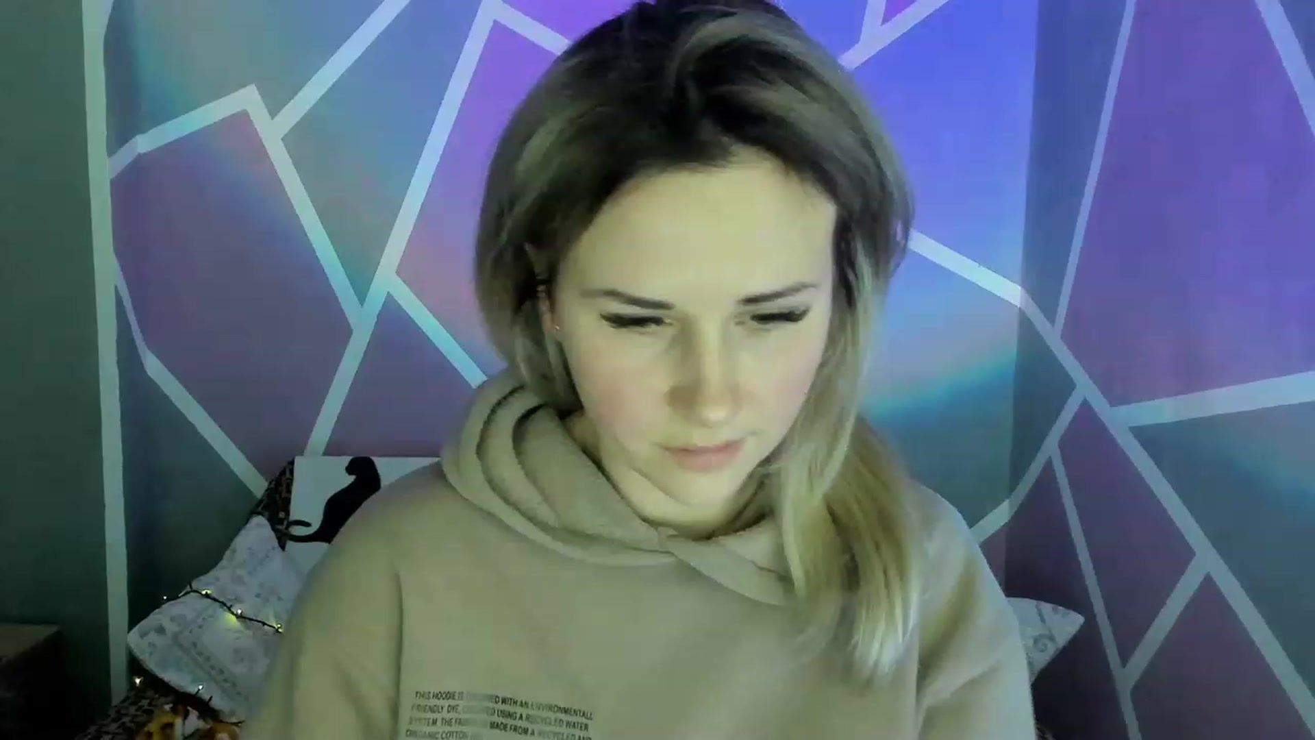 Gallery image thumbnail from Blondie_Star's myfreecams stream on, 02/25/2023, 17:17 image 18 of 20