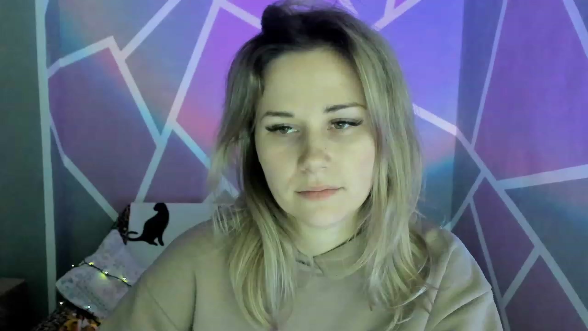 Gallery image thumbnail from Blondie_Star's myfreecams stream on, 02/27/2023, 17:01 image 4 of 20