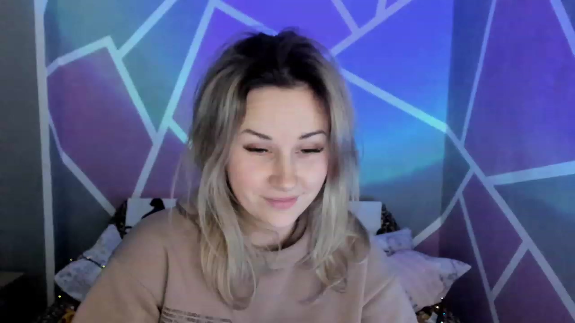 Gallery image thumbnail from Blondie_Star's myfreecams stream on, 02/27/2023, 17:01 image 8 of 20
