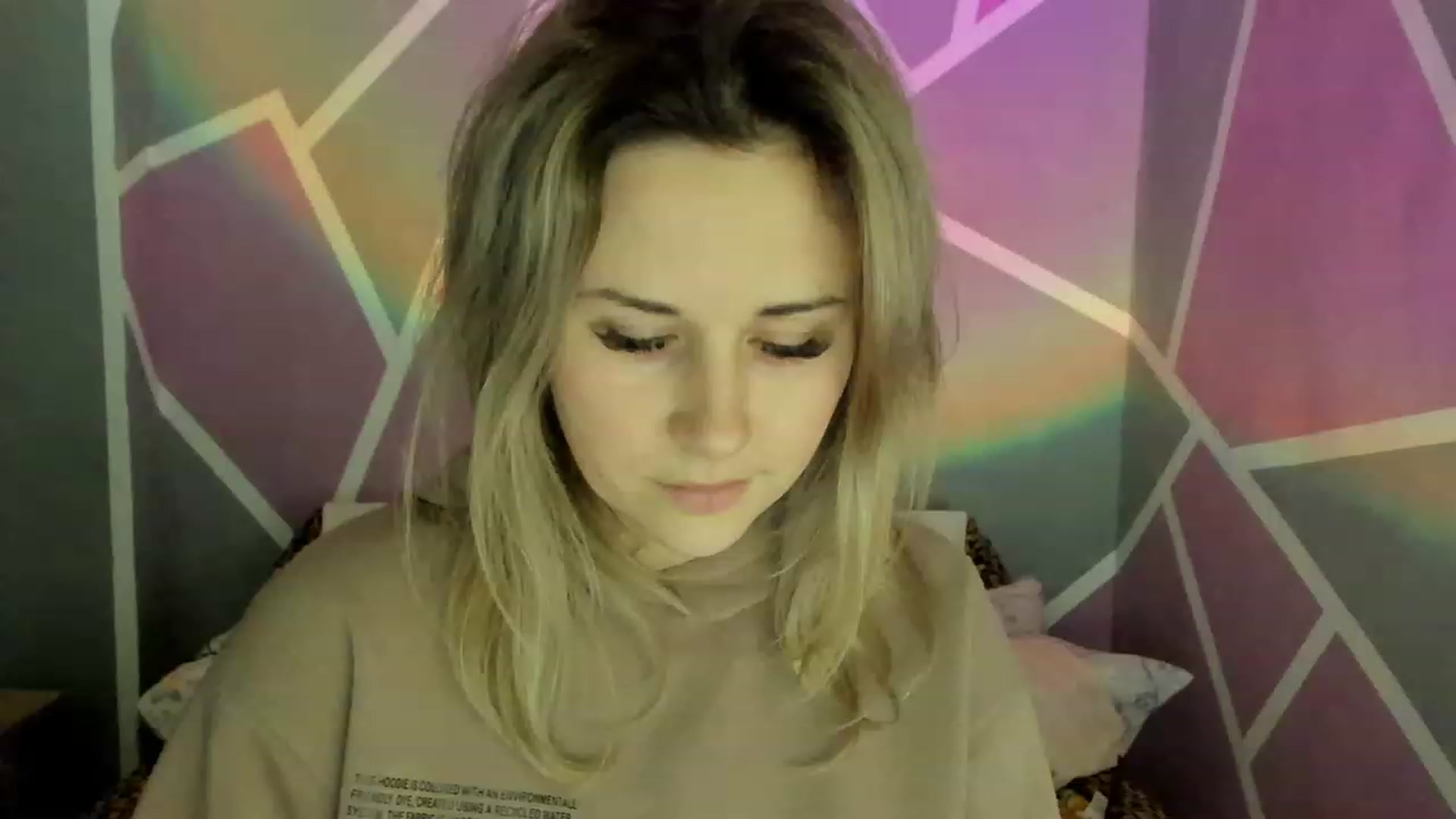 Gallery image thumbnail from Blondie_Star's myfreecams stream on, 02/27/2023, 17:01 image 9 of 20