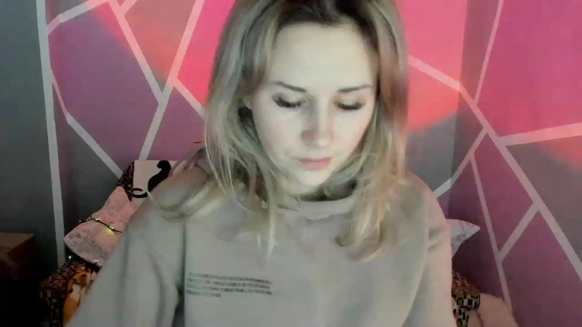 Gallery image thumbnail from Blondie_Star's myfreecams stream on, 02/27/2023, 17:01 image 13 of 20
