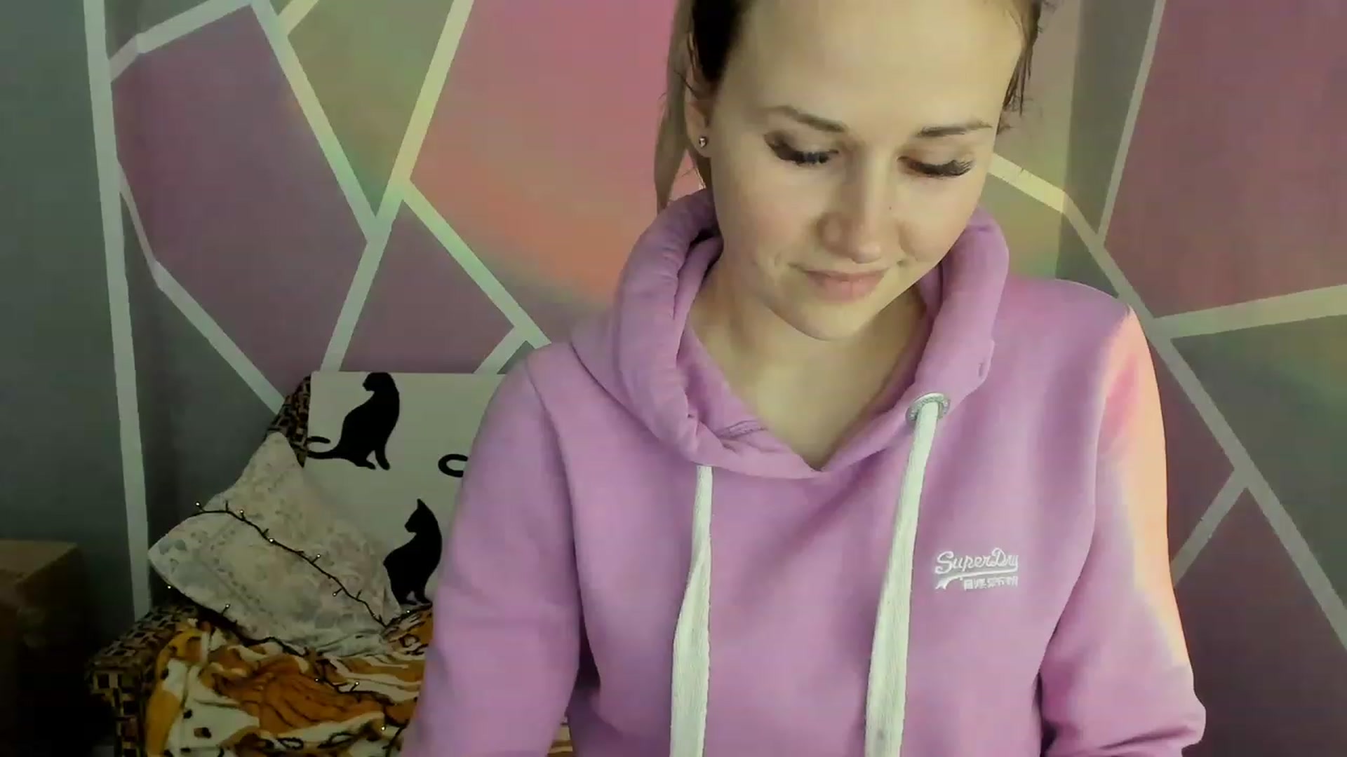 Gallery image thumbnail from Blondie_Star's myfreecams stream on, 02/28/2023, 17:38 image 13 of 20