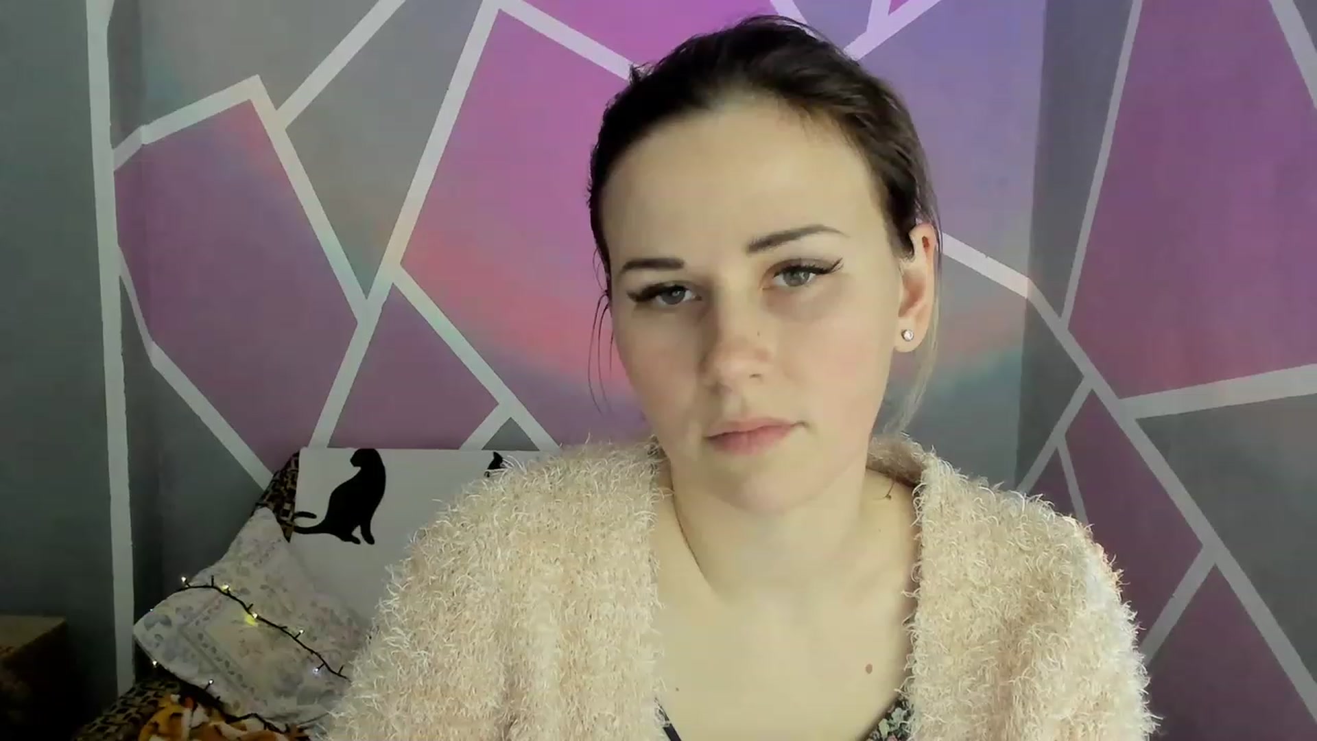 Gallery image thumbnail from Blondie_Star's myfreecams stream on, 03/01/2023, 15:44 image 13 of 20