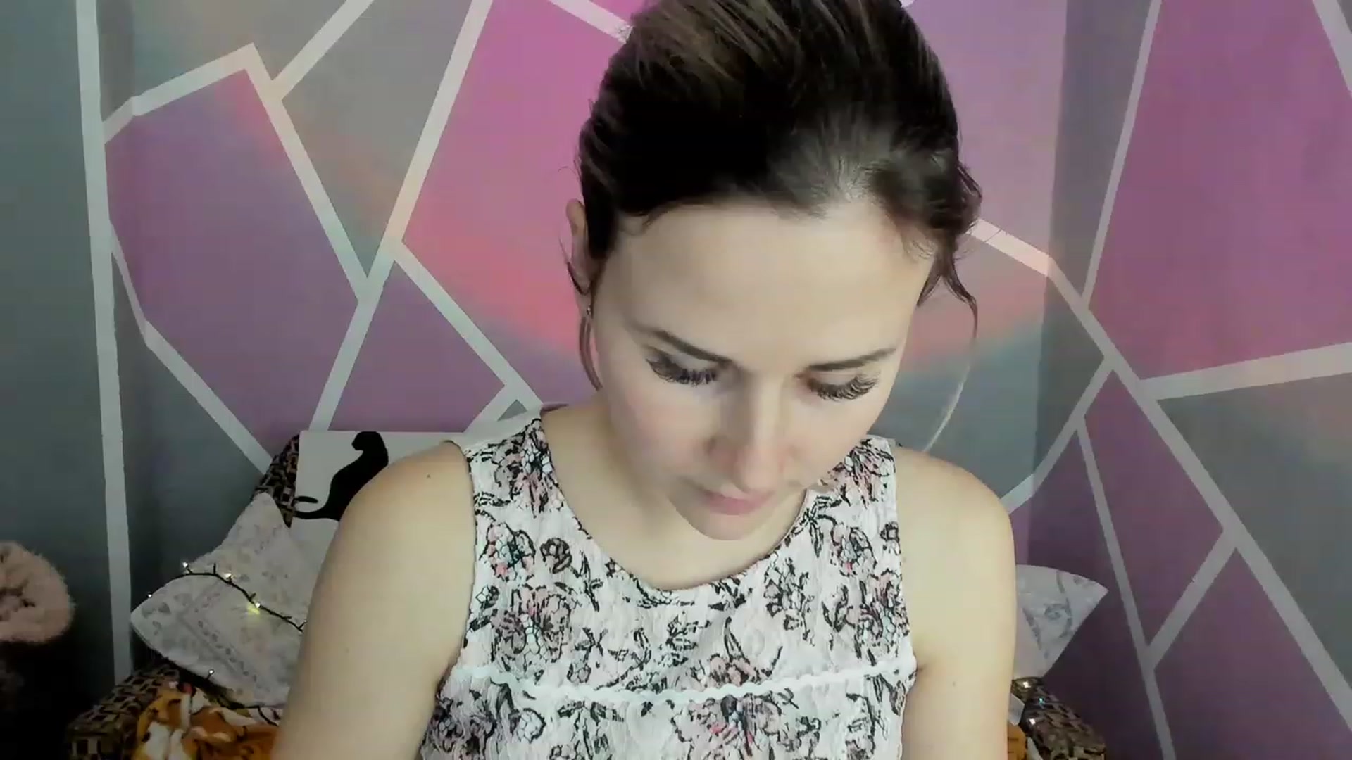 Gallery image thumbnail from Blondie_Star's myfreecams stream on, 03/02/2023, 16:41 image 4 of 20