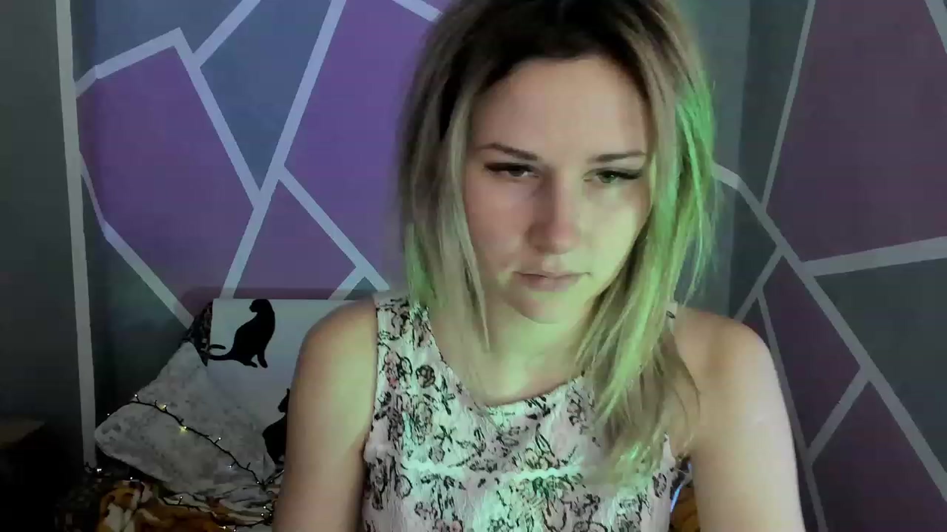 Gallery image thumbnail from Blondie_Star's myfreecams stream on, 03/06/2023, 12:43 image 8 of 20