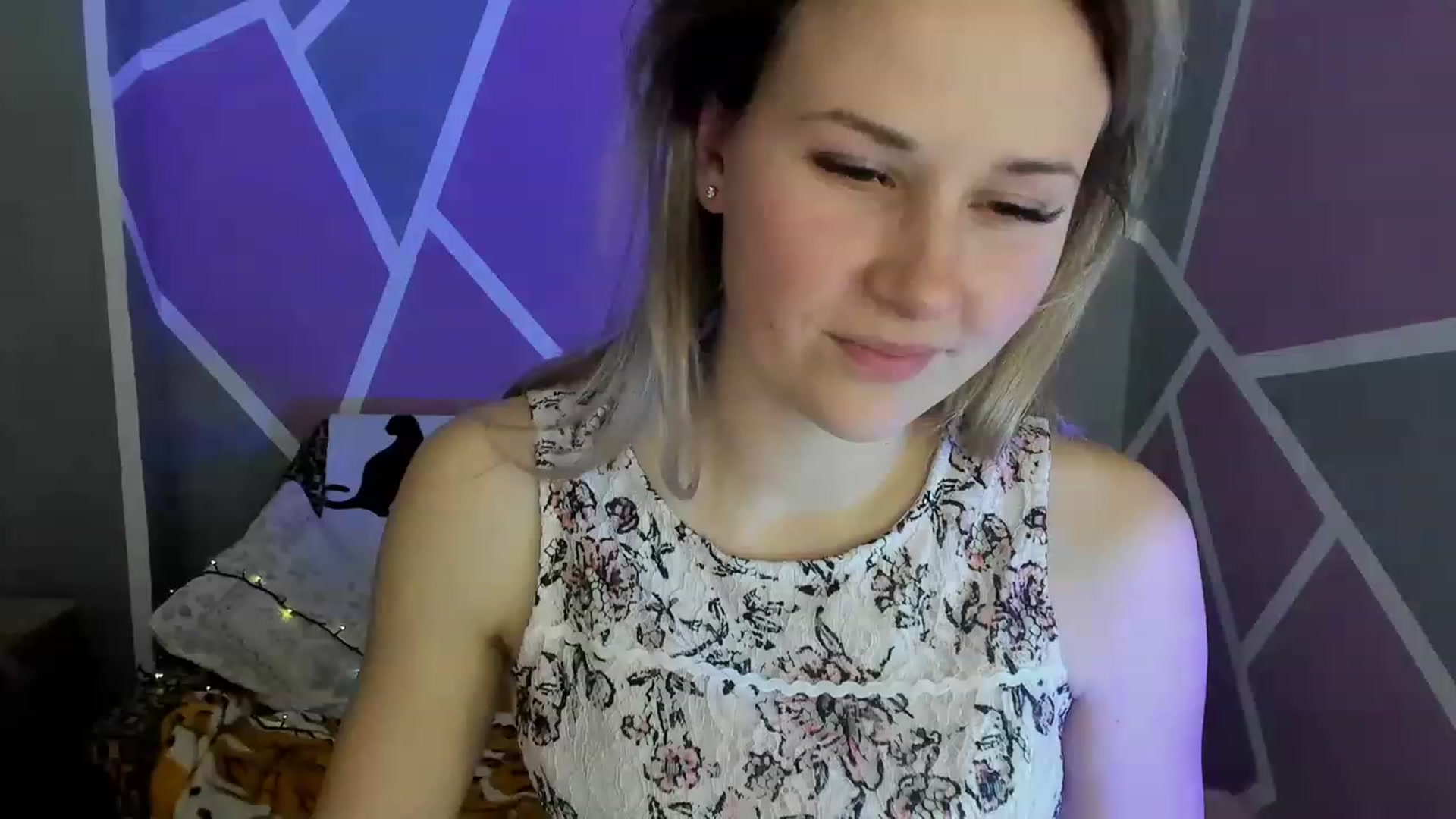 Gallery image thumbnail from Blondie_Star's myfreecams stream on, 03/06/2023, 14:11 image 11 of 20