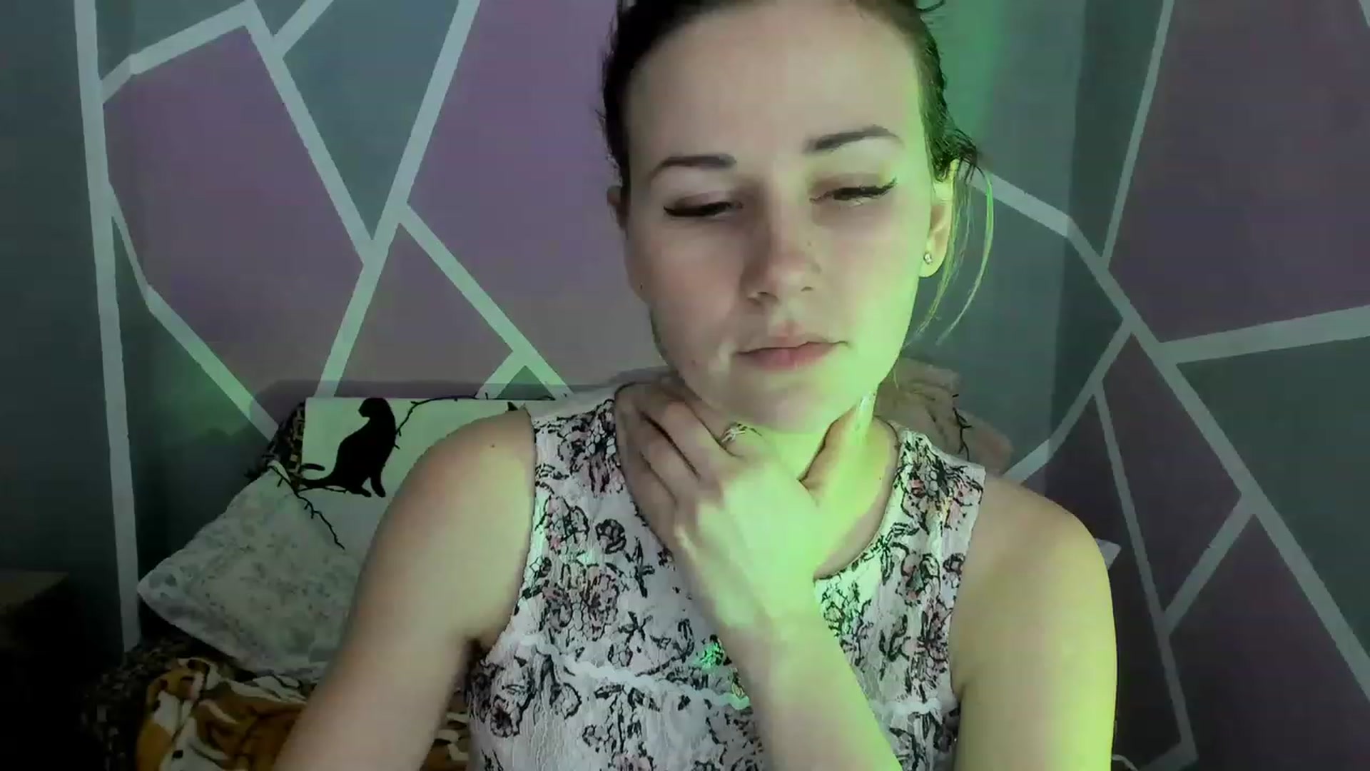 Gallery image thumbnail from Blondie_Star's myfreecams stream on, 03/08/2023, 12:46 image 3 of 20
