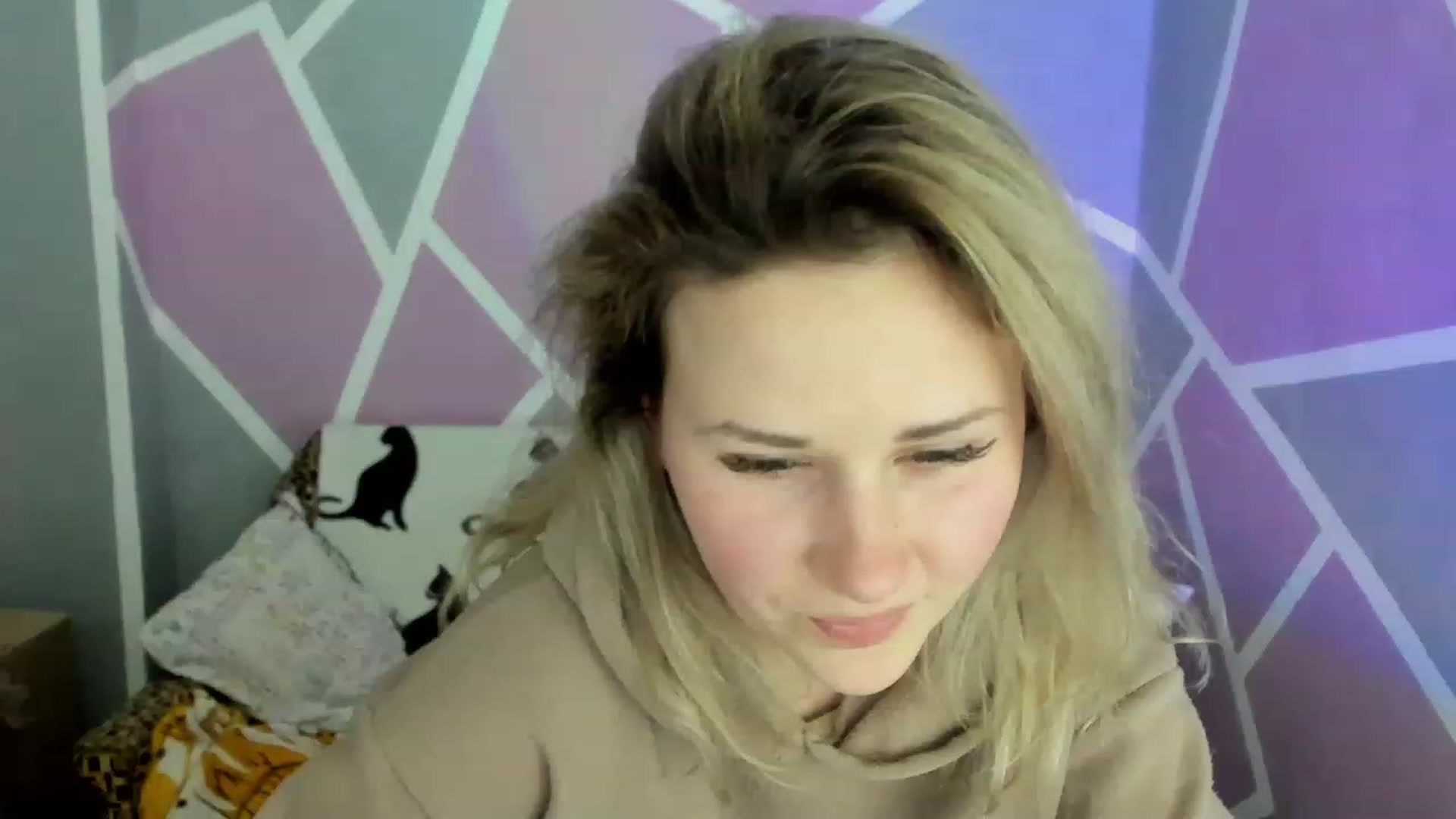 Gallery image thumbnail from Blondie_Star's myfreecams stream on, 03/11/2023, 16:39 image 11 of 20