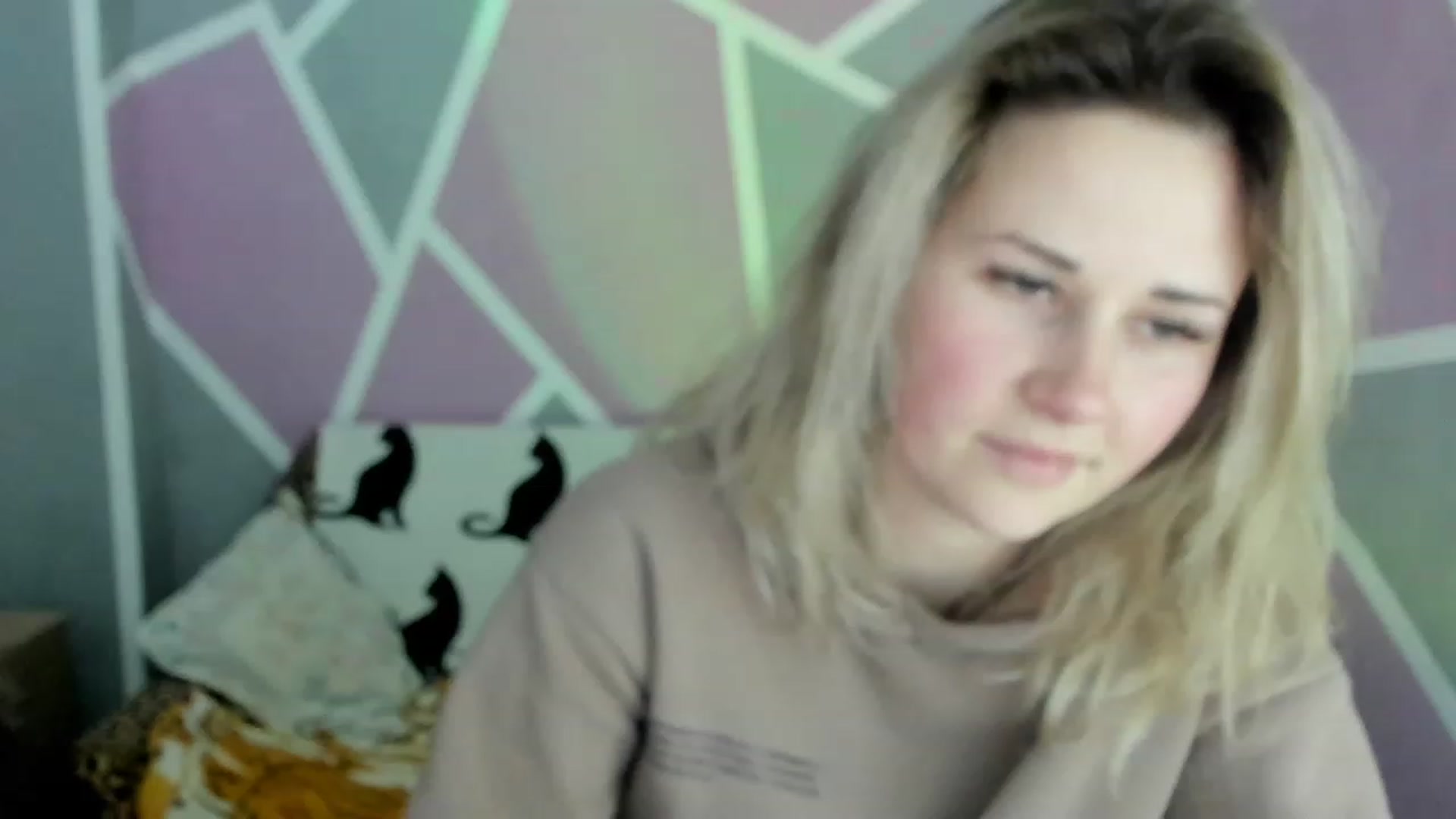 Gallery image thumbnail from Blondie_Star's myfreecams stream on, 03/11/2023, 16:39 image 5 of 20