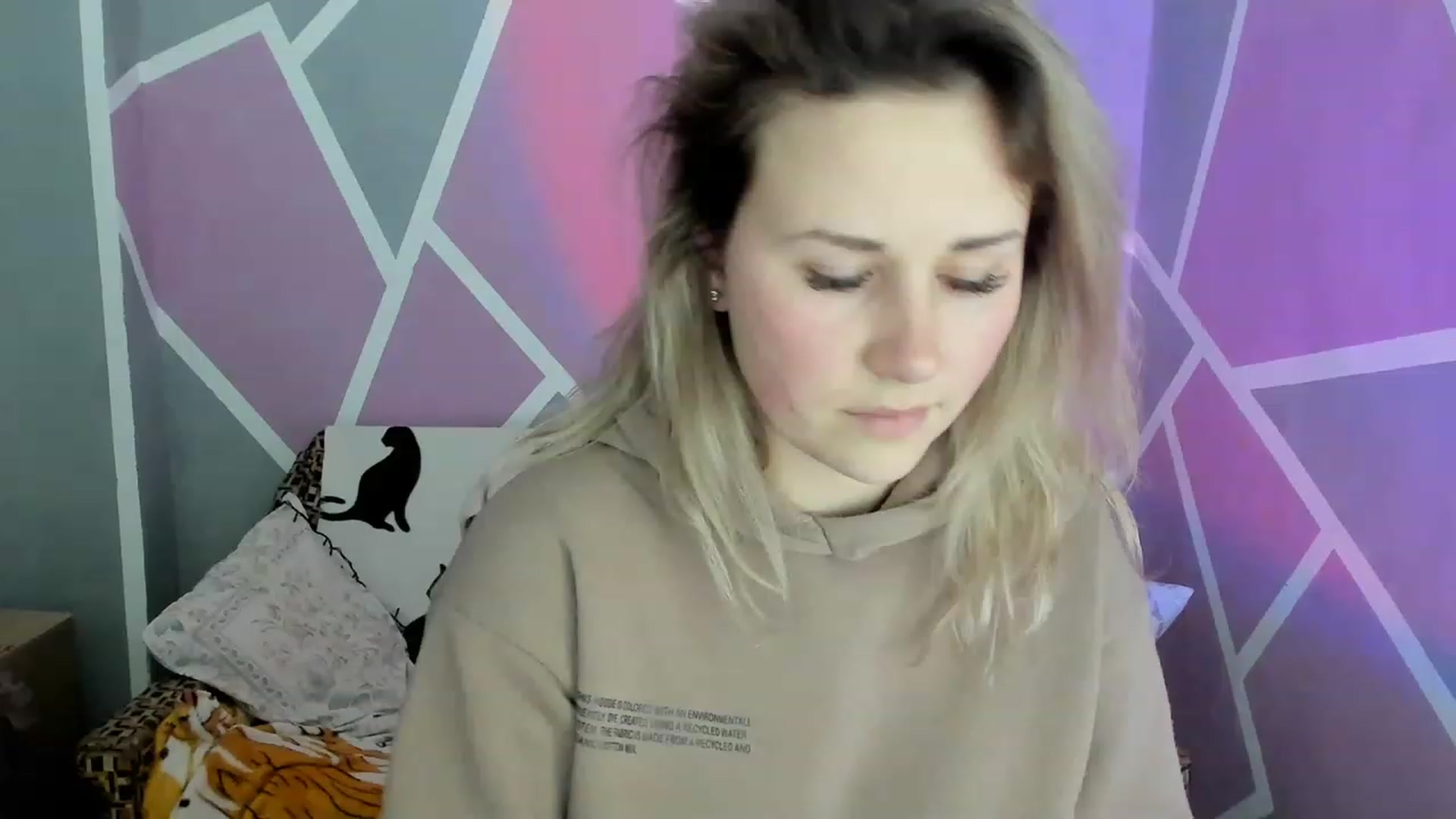 Gallery image thumbnail from Blondie_Star's myfreecams stream on, 03/11/2023, 16:39 image 20 of 20