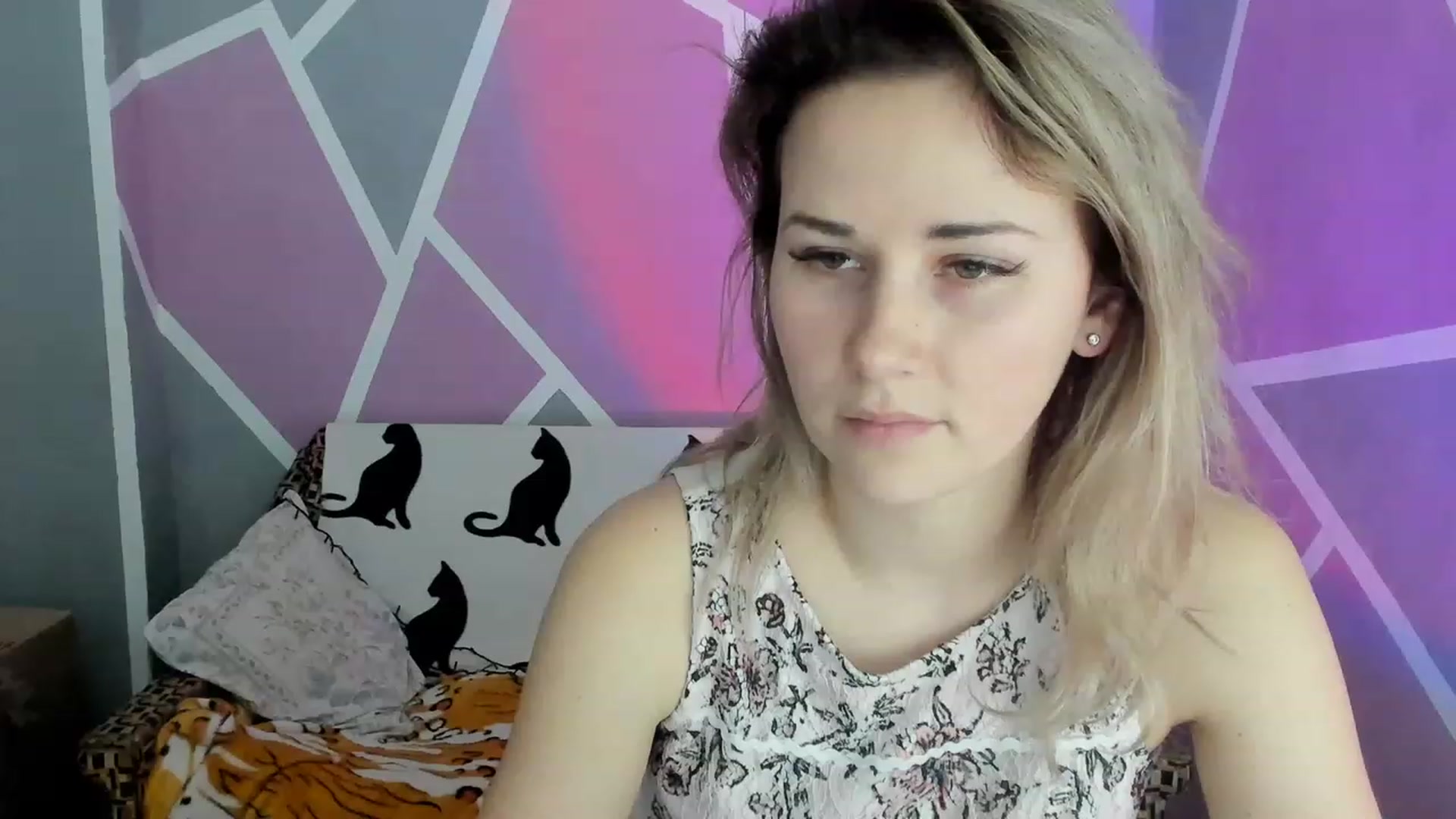 Gallery image thumbnail from Blondie_Star's myfreecams stream on, 03/12/2023, 15:53 image 11 of 20