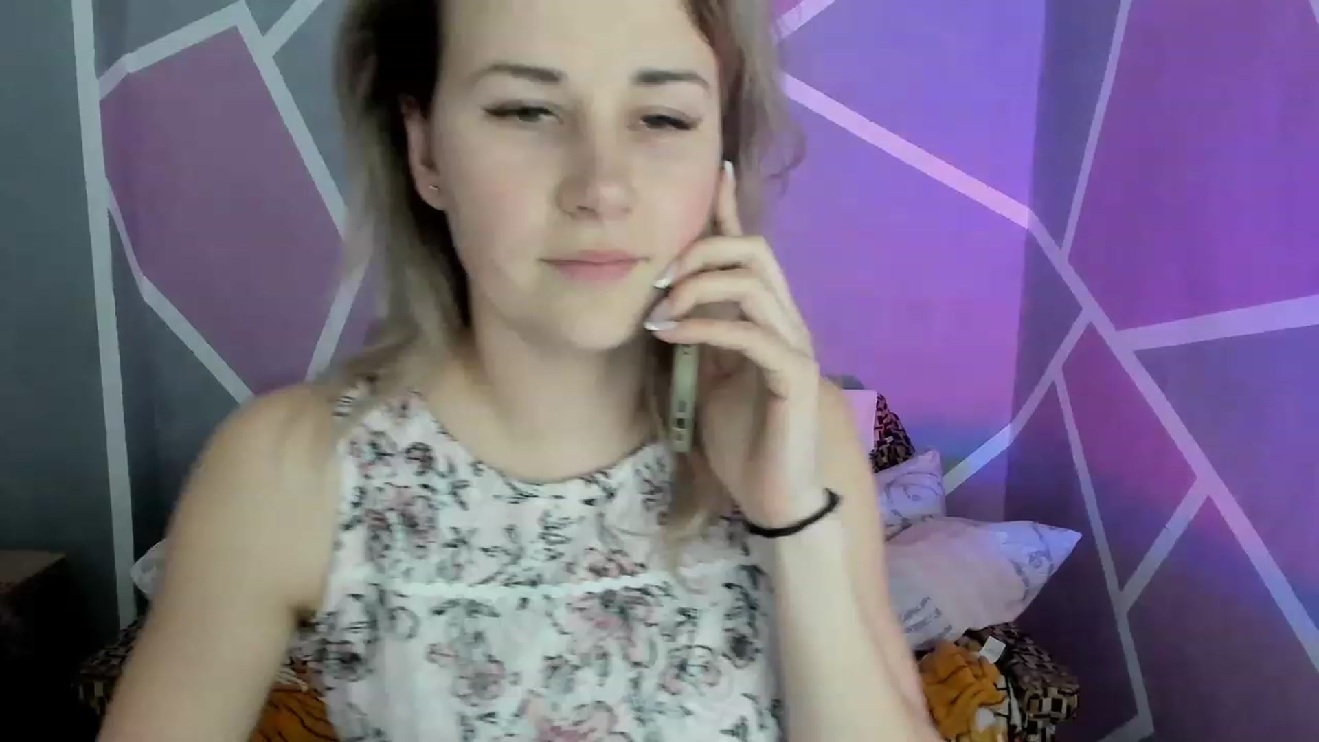 Gallery image thumbnail from Blondie_Star's myfreecams stream on, 03/12/2023, 15:53 image 14 of 20