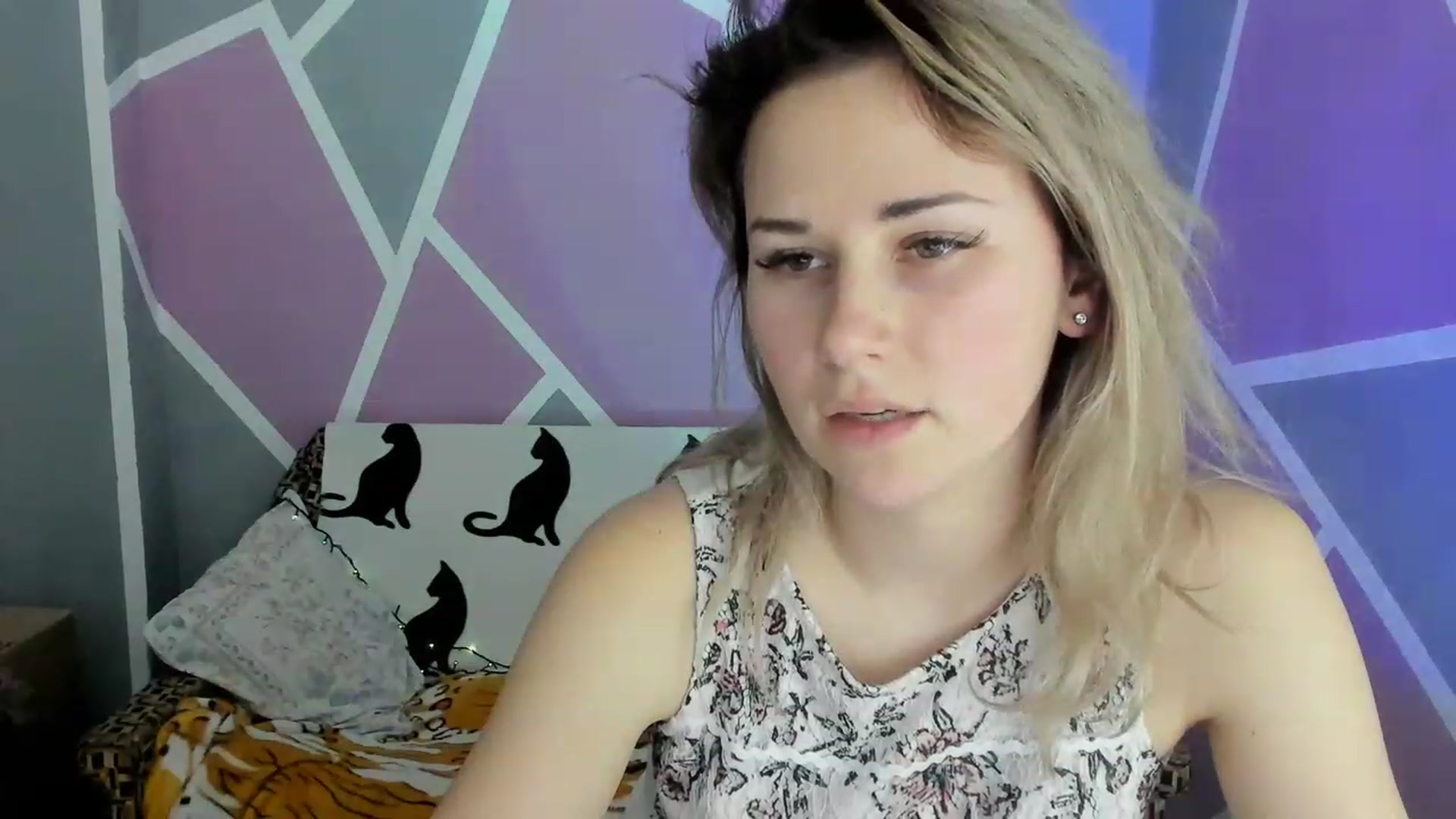 Gallery image thumbnail from Blondie_Star's myfreecams stream on, 03/12/2023, 15:53 image 12 of 20