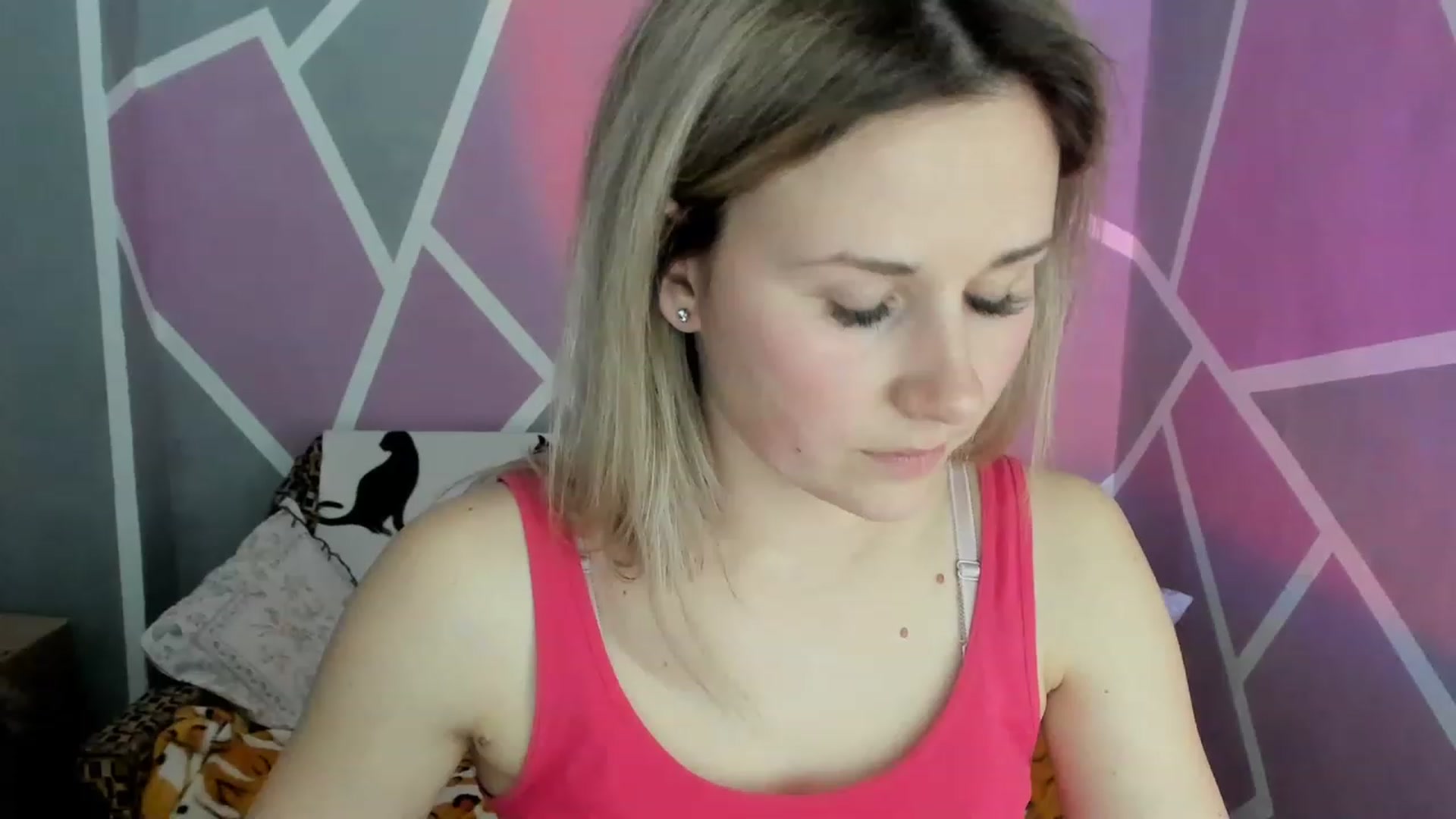 Gallery image thumbnail from Blondie_Star's myfreecams stream on, 03/14/2023, 17:46 image 11 of 20