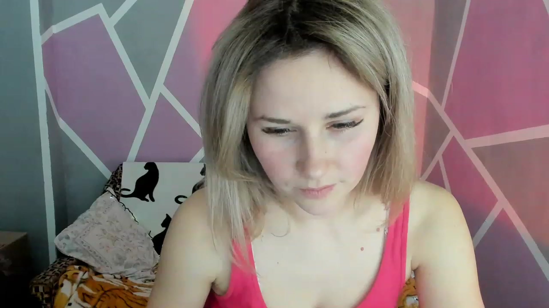 Gallery image thumbnail from Blondie_Star's myfreecams stream on, 03/14/2023, 17:46 image 15 of 20