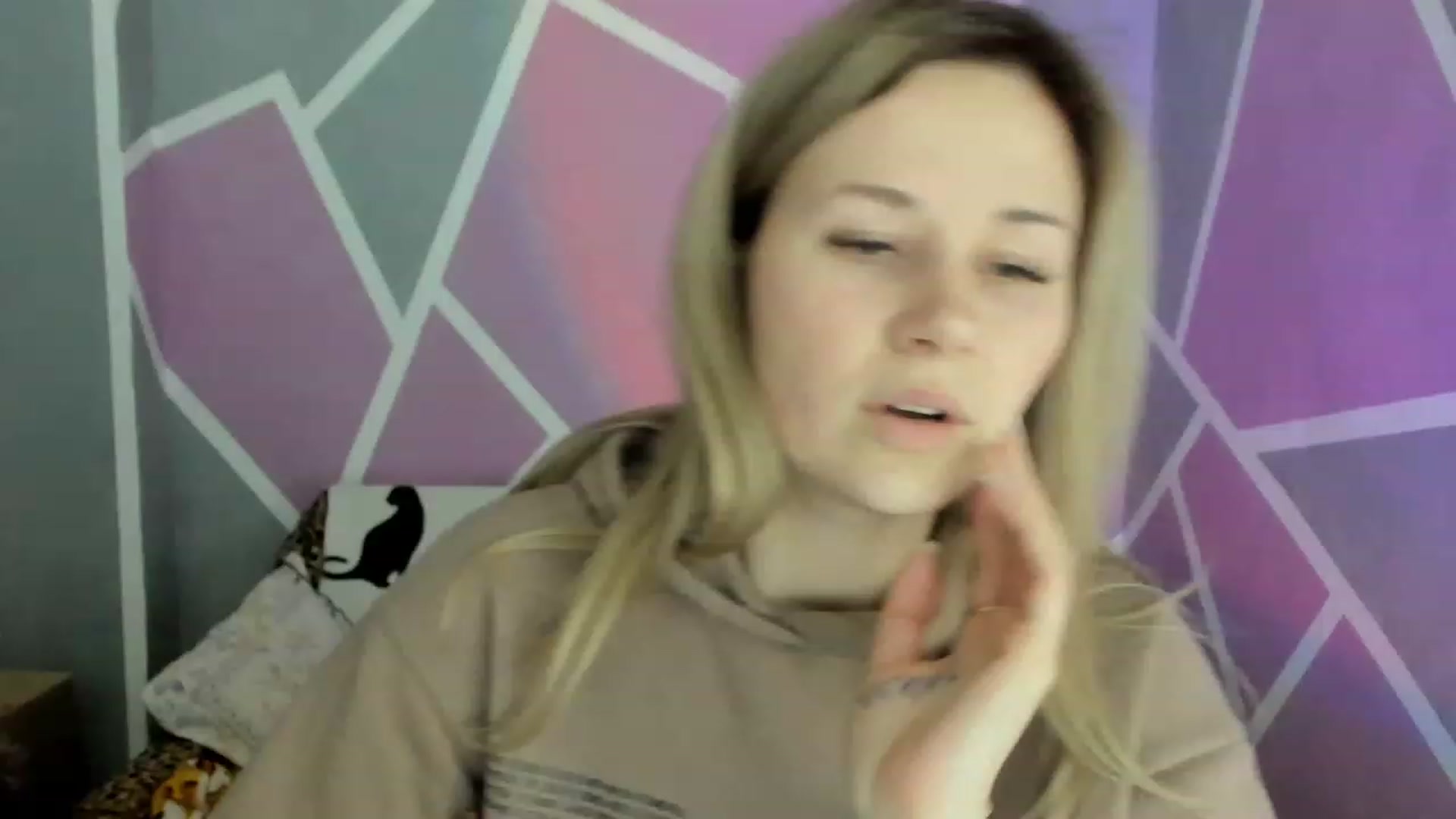 Gallery image thumbnail from Blondie_Star's myfreecams stream on, 03/16/2023, 15:10 image 5 of 20