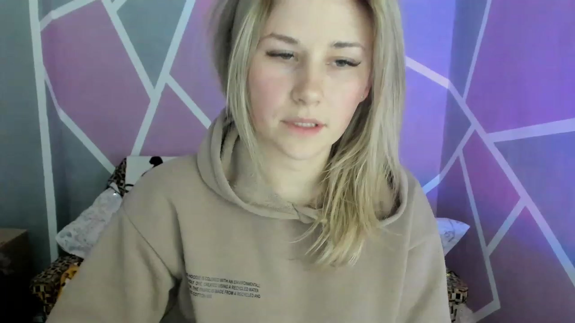 Gallery image thumbnail from Blondie_Star's myfreecams stream on, 03/16/2023, 15:54 image 3 of 20