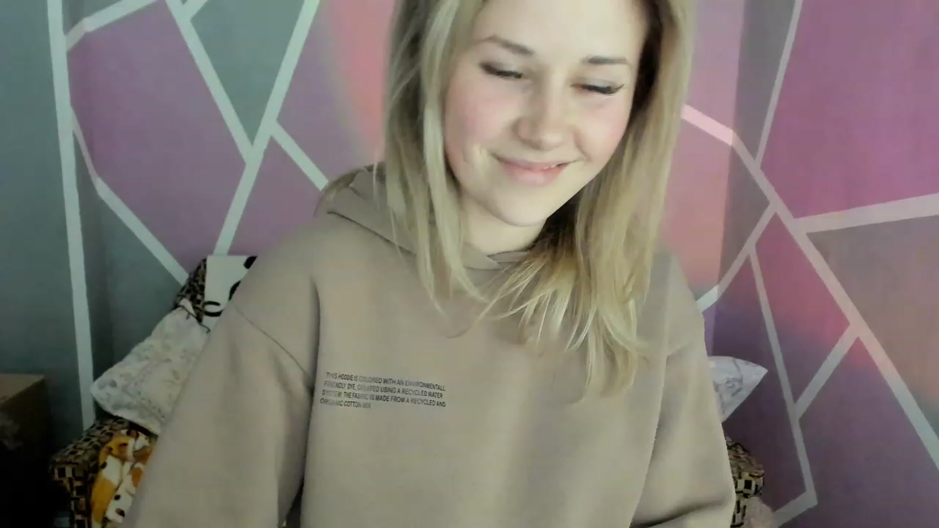 Gallery image thumbnail from Blondie_Star's myfreecams stream on, 03/16/2023, 15:54 image 17 of 20