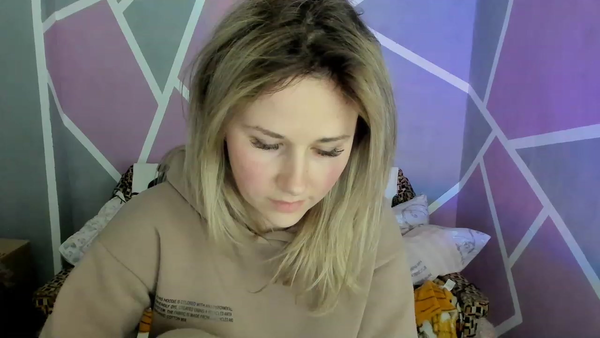 Gallery image thumbnail from Blondie_Star's myfreecams stream on, 03/16/2023, 15:54 image 11 of 20