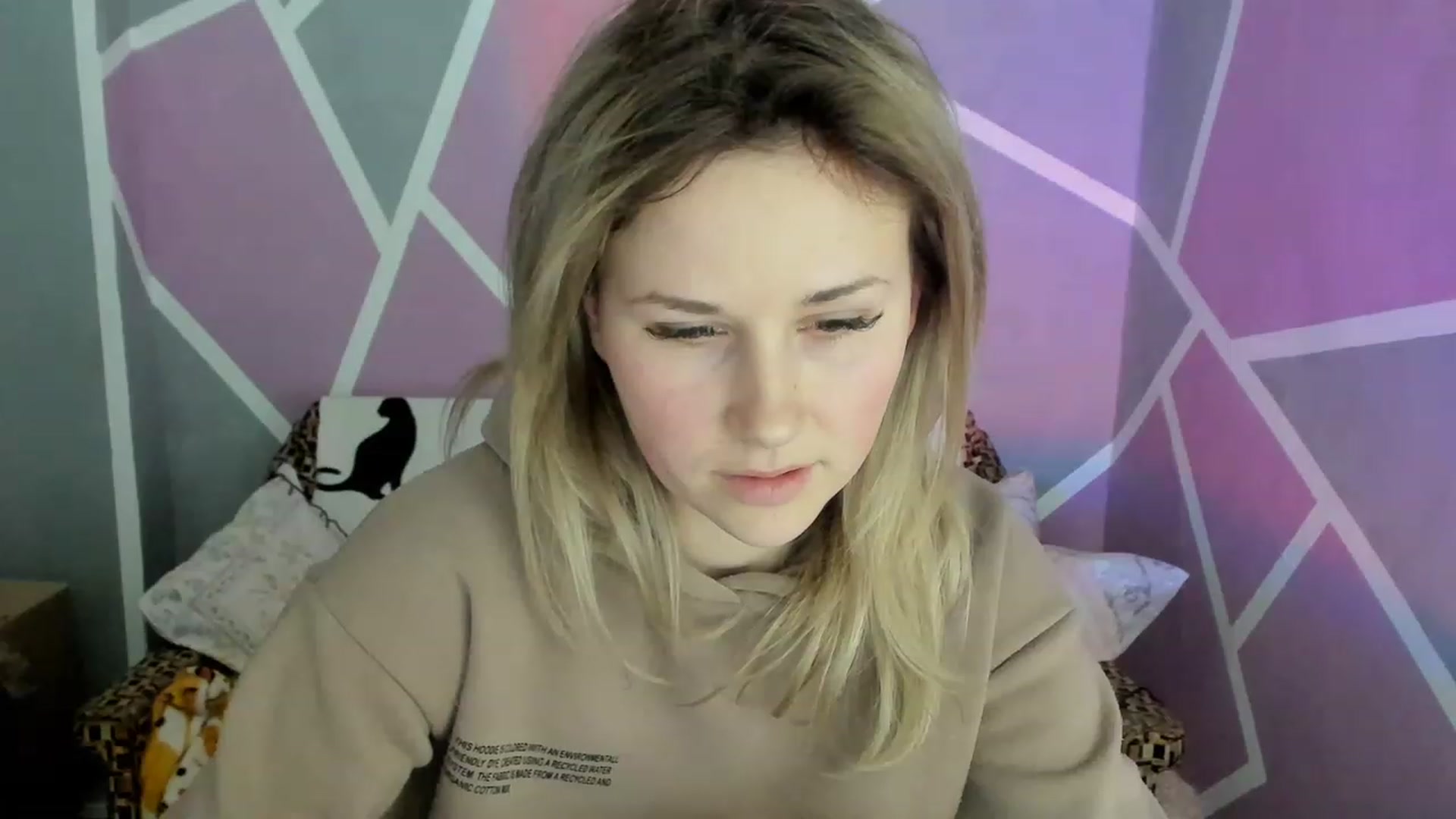 Gallery image thumbnail from Blondie_Star's myfreecams stream on, 03/16/2023, 15:54 image 15 of 20