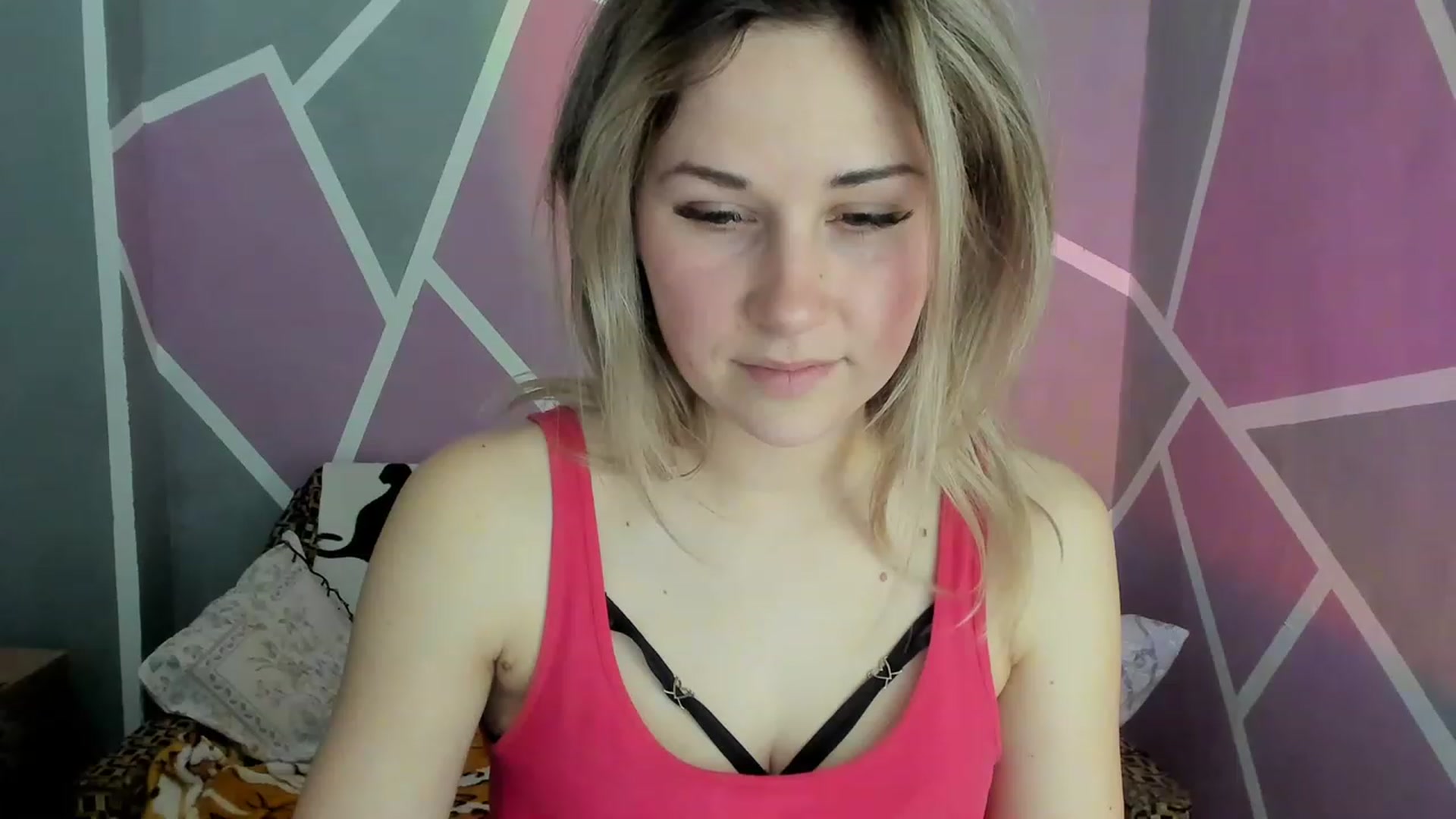 Gallery image thumbnail from Blondie_Star's myfreecams stream on, 03/17/2023, 16:14 image 12 of 20