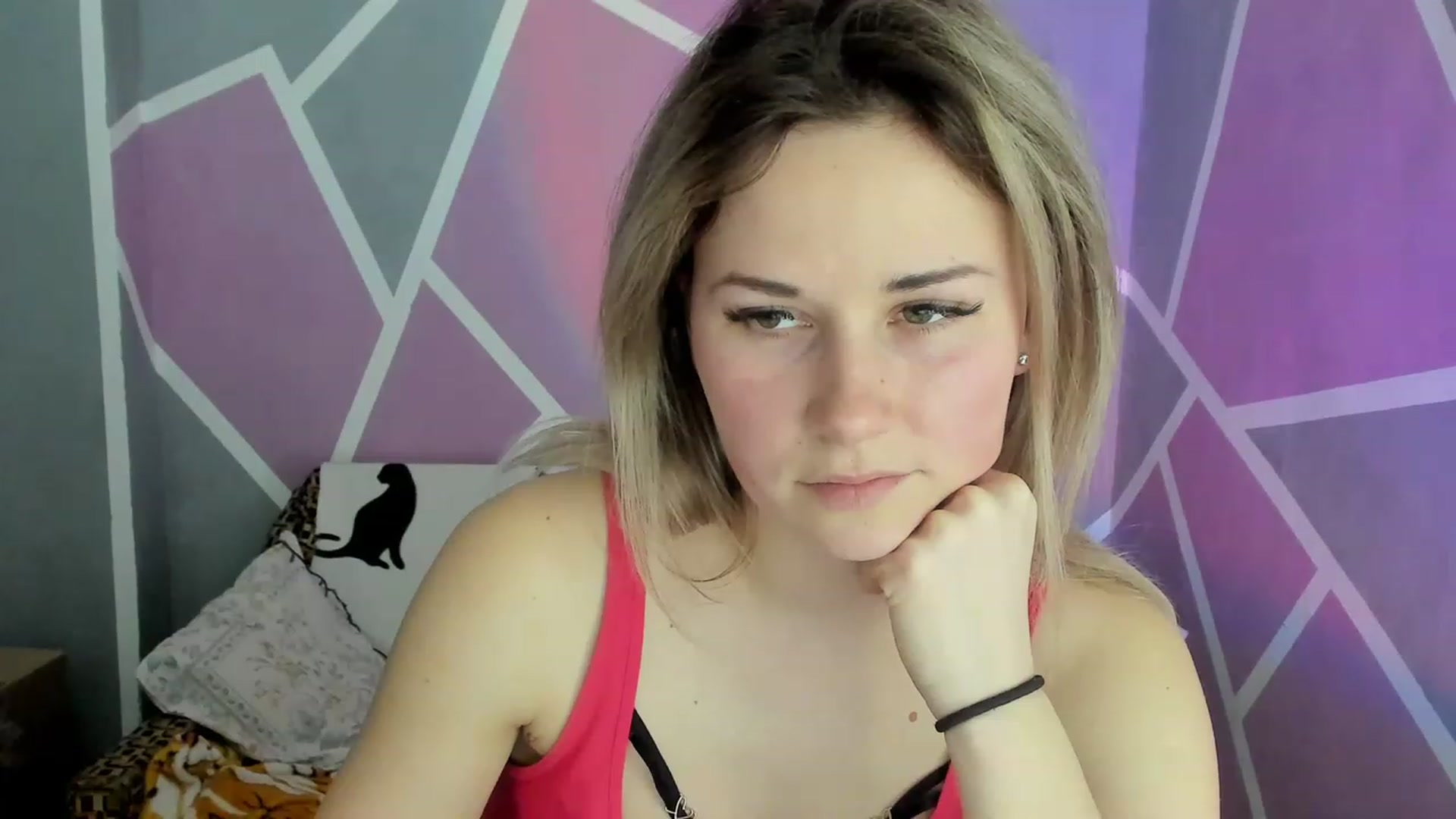 Gallery image thumbnail from Blondie_Star's myfreecams stream on, 03/17/2023, 16:14 image 8 of 20